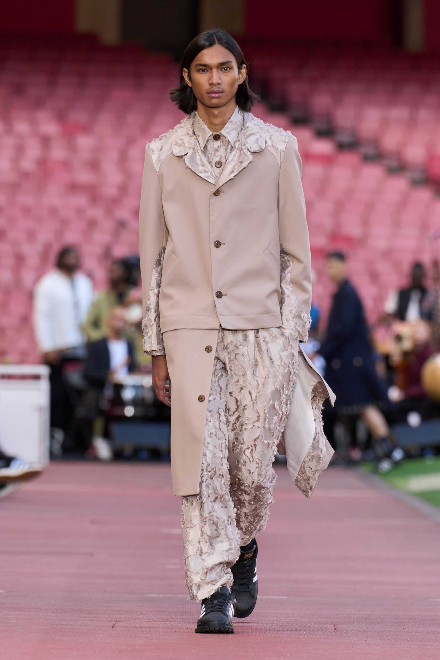 beige cotton long-sleeve collared structured buttoned jacket