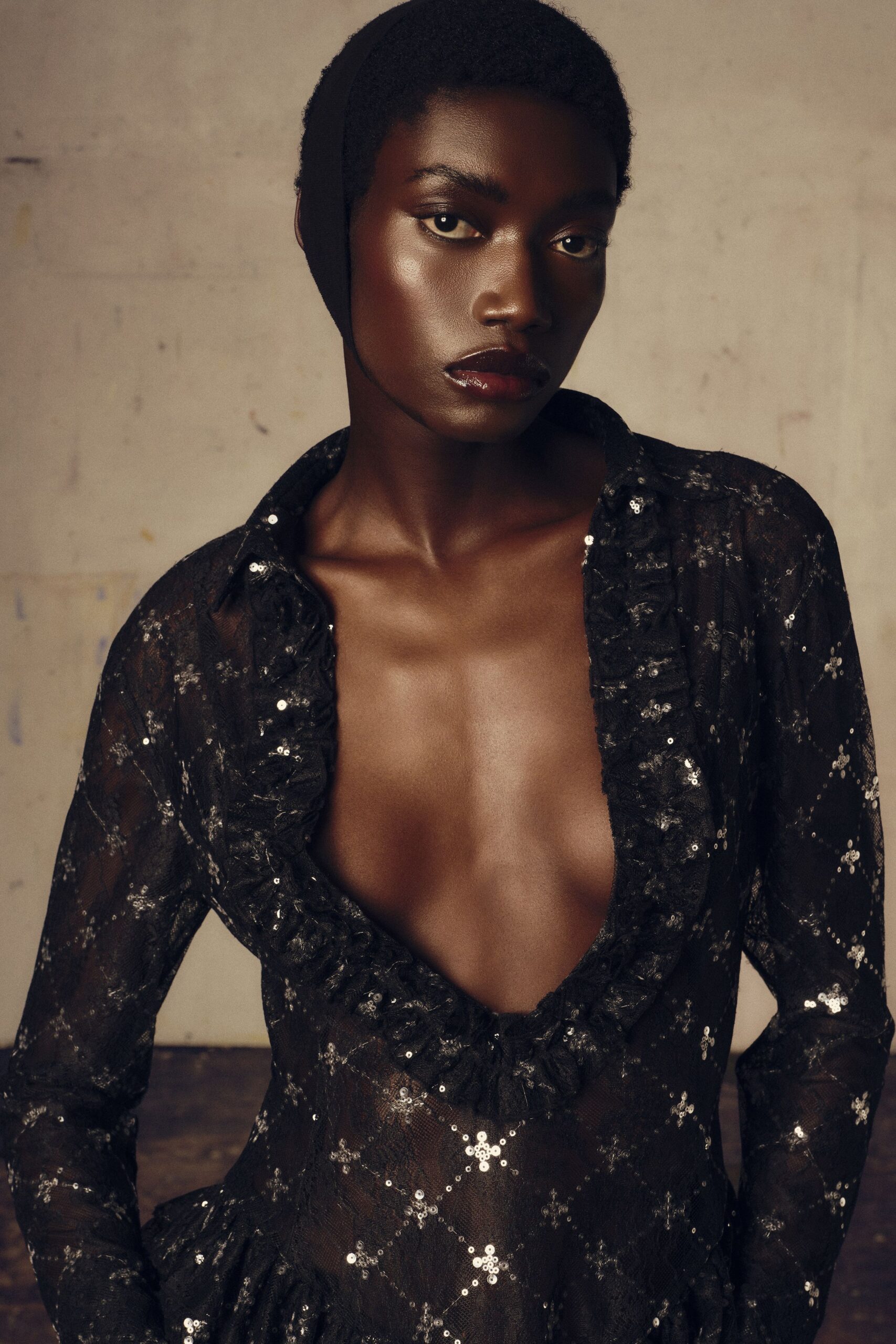 black lace fitted dress