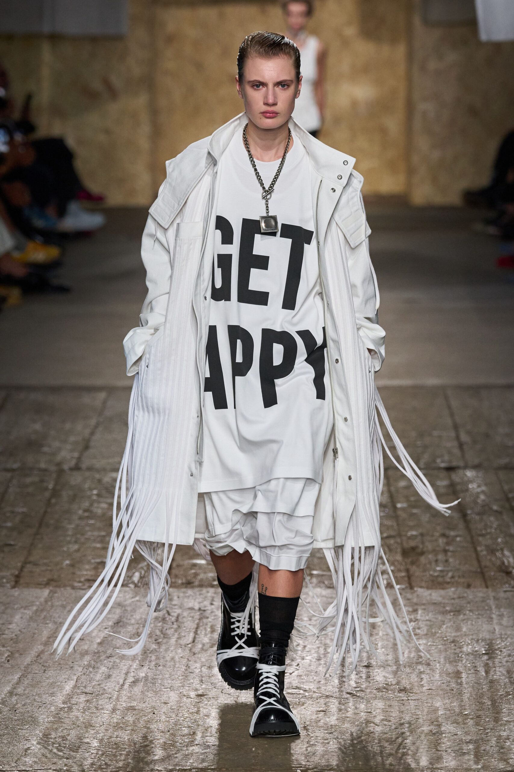 oversized white coat with printed t-shirt
