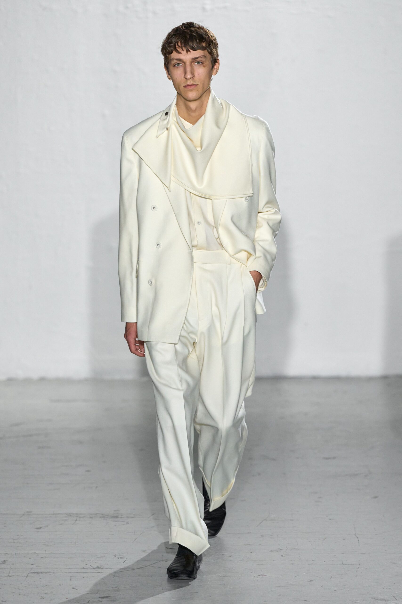 white wool tailored straight-leg pants