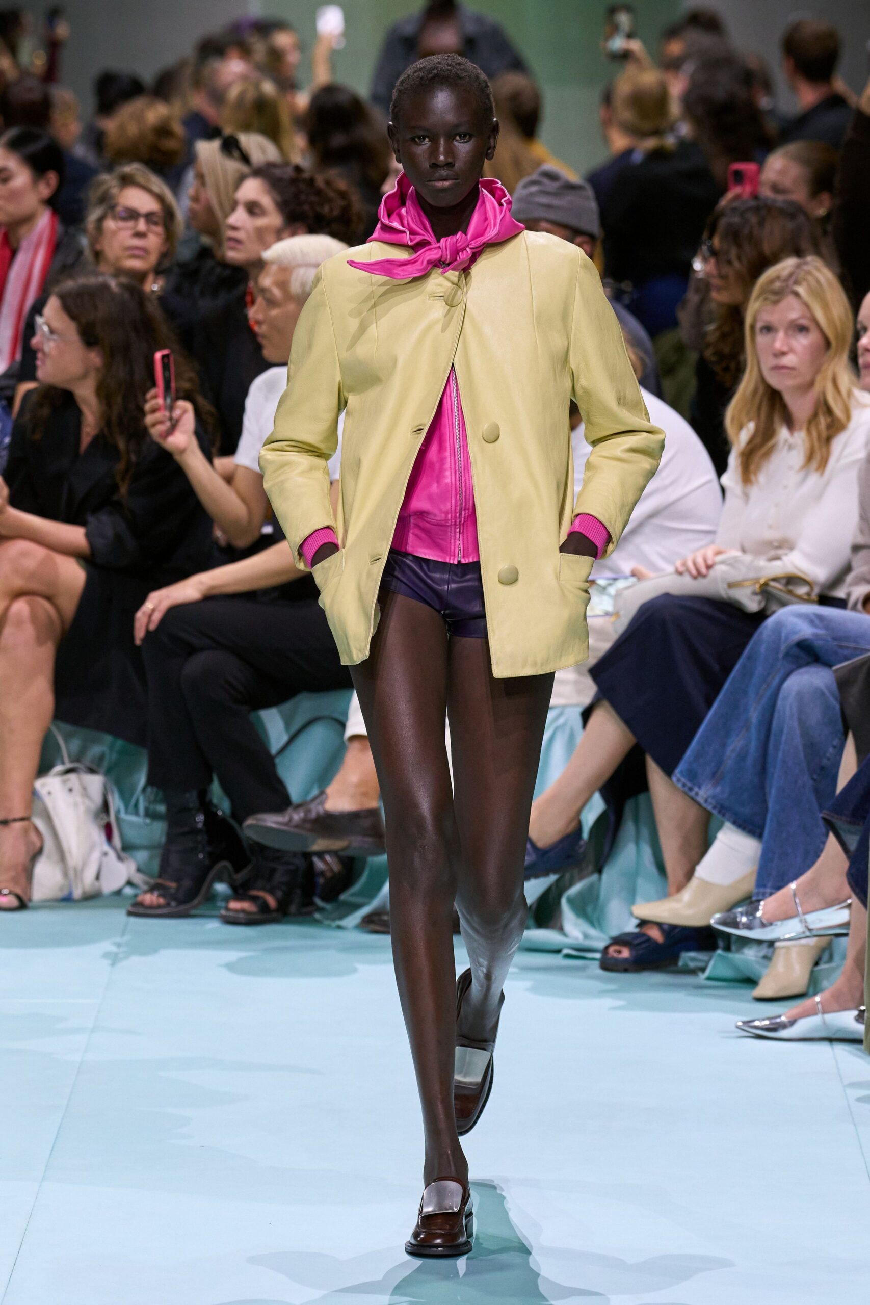 yellow cotton long-sleeve collared fitted jacket