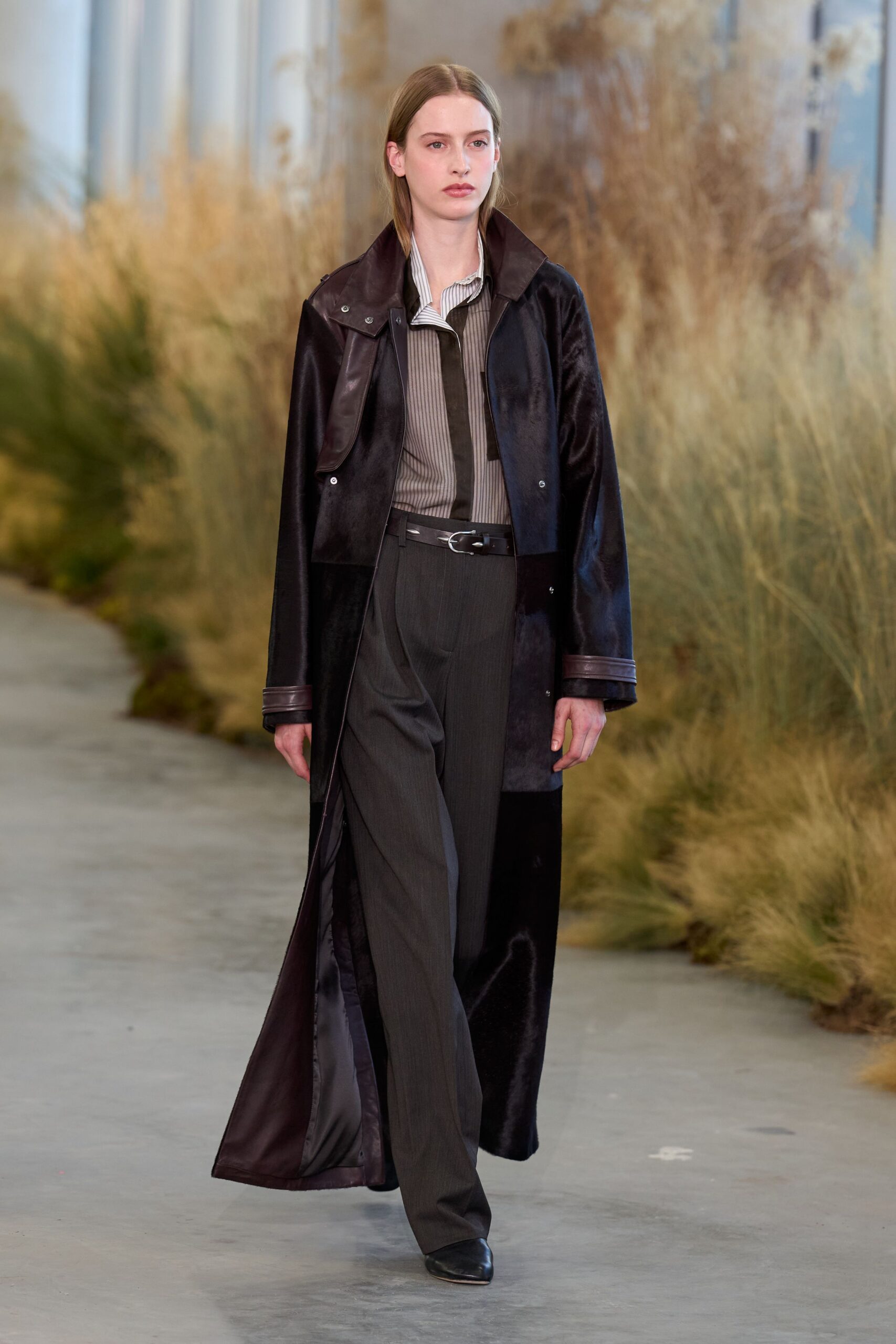 black velvet long-sleeve collared relaxed buttoned maxi coat