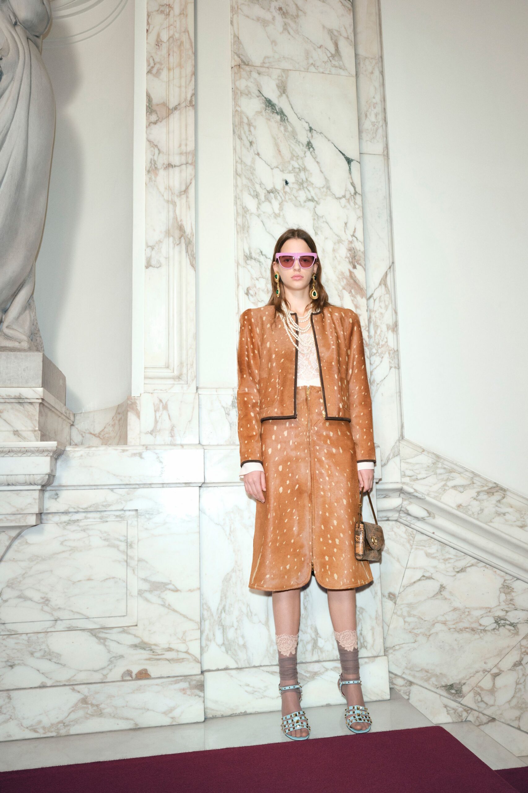 brown leather long-sleeve collared fitted buttoned jacket