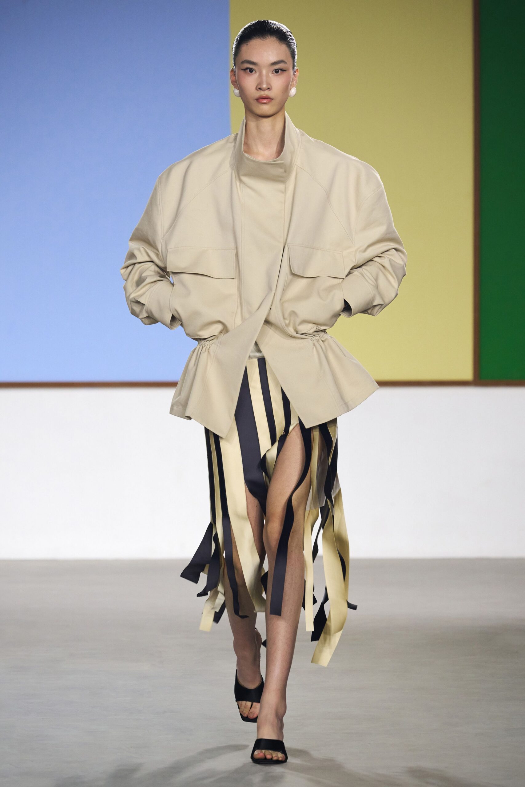 beige cotton long-sleeve collared oversized buttoned jacket