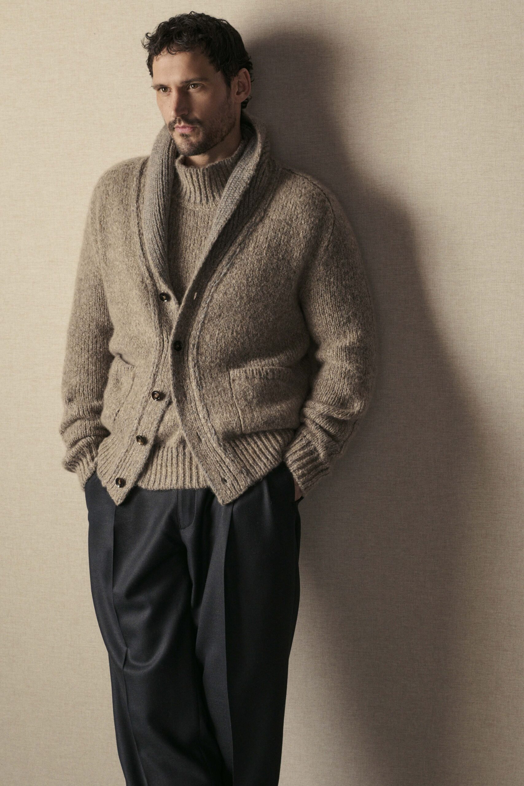 beige wool long-sleeve collared relaxed buttoned pockets cardigan