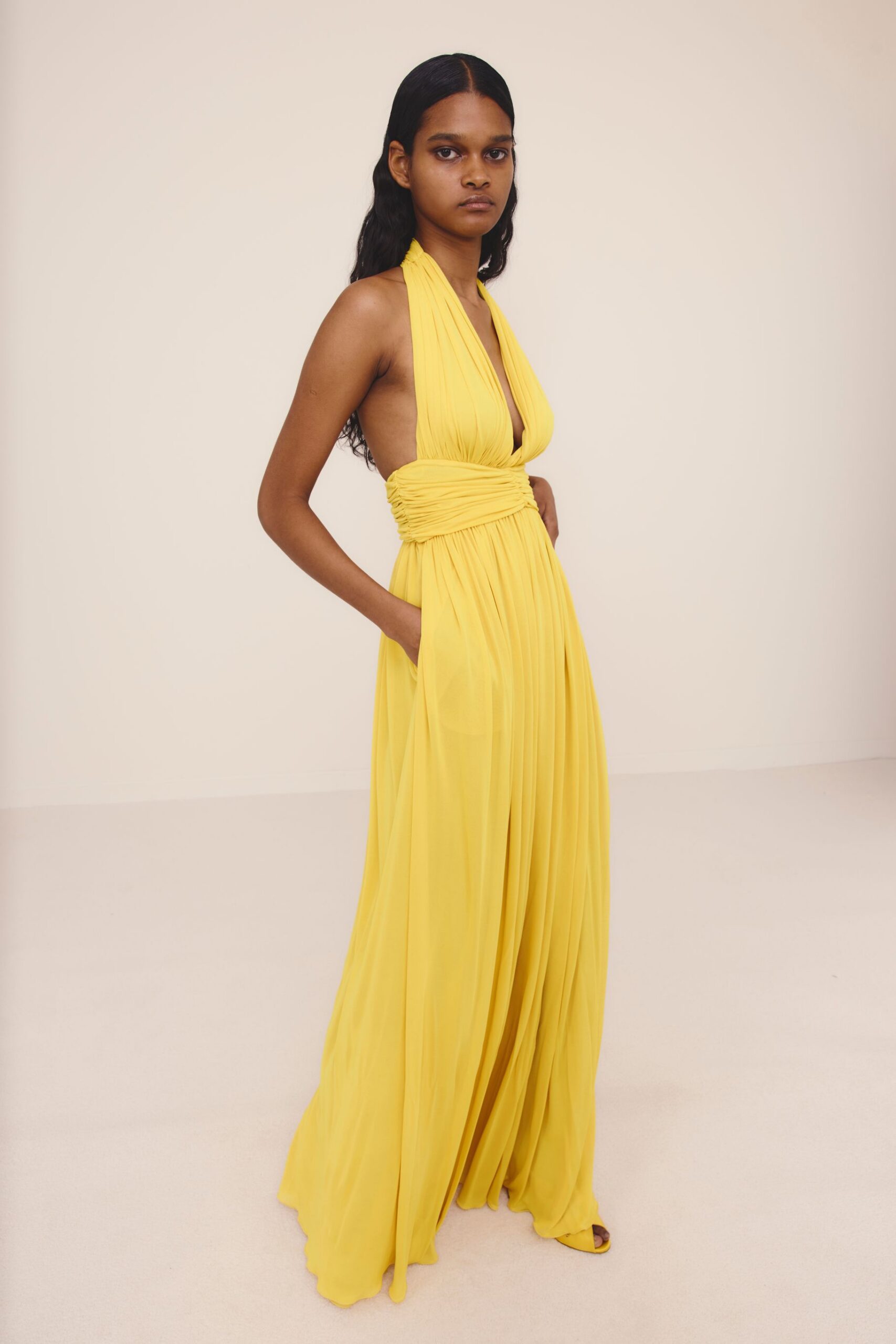 yellow chiffon sleeveless gown