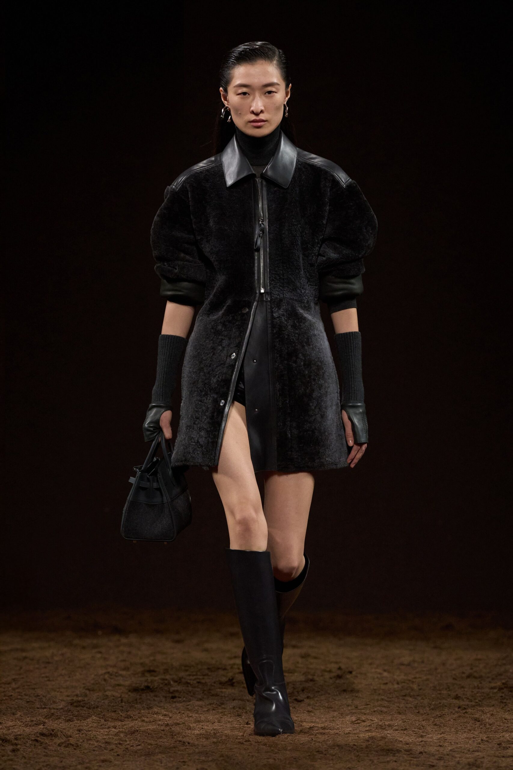 black fur long-sleeve collared fitted zippered short dress