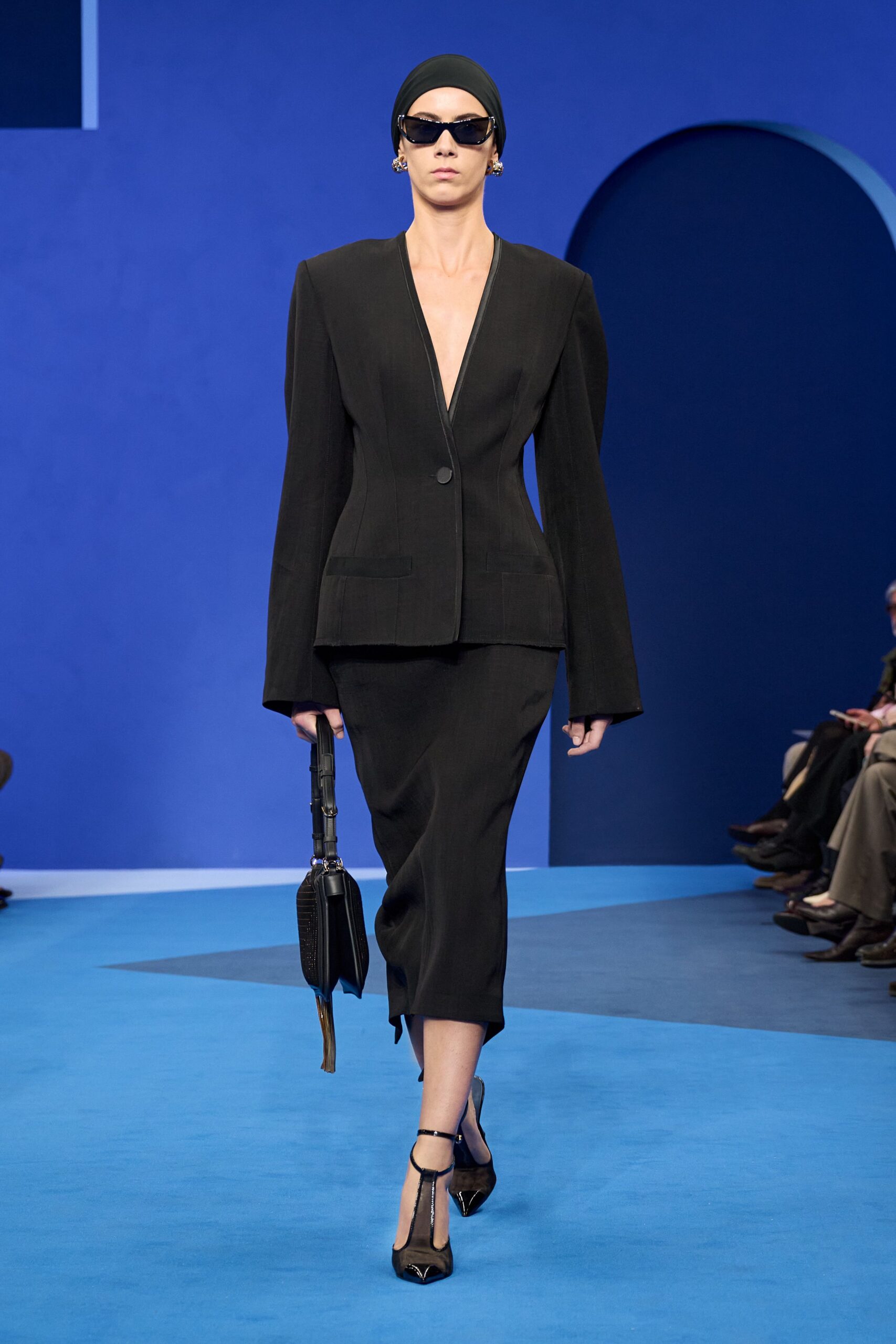 black cotton long-sleeve v-neck structured buttoned blazer