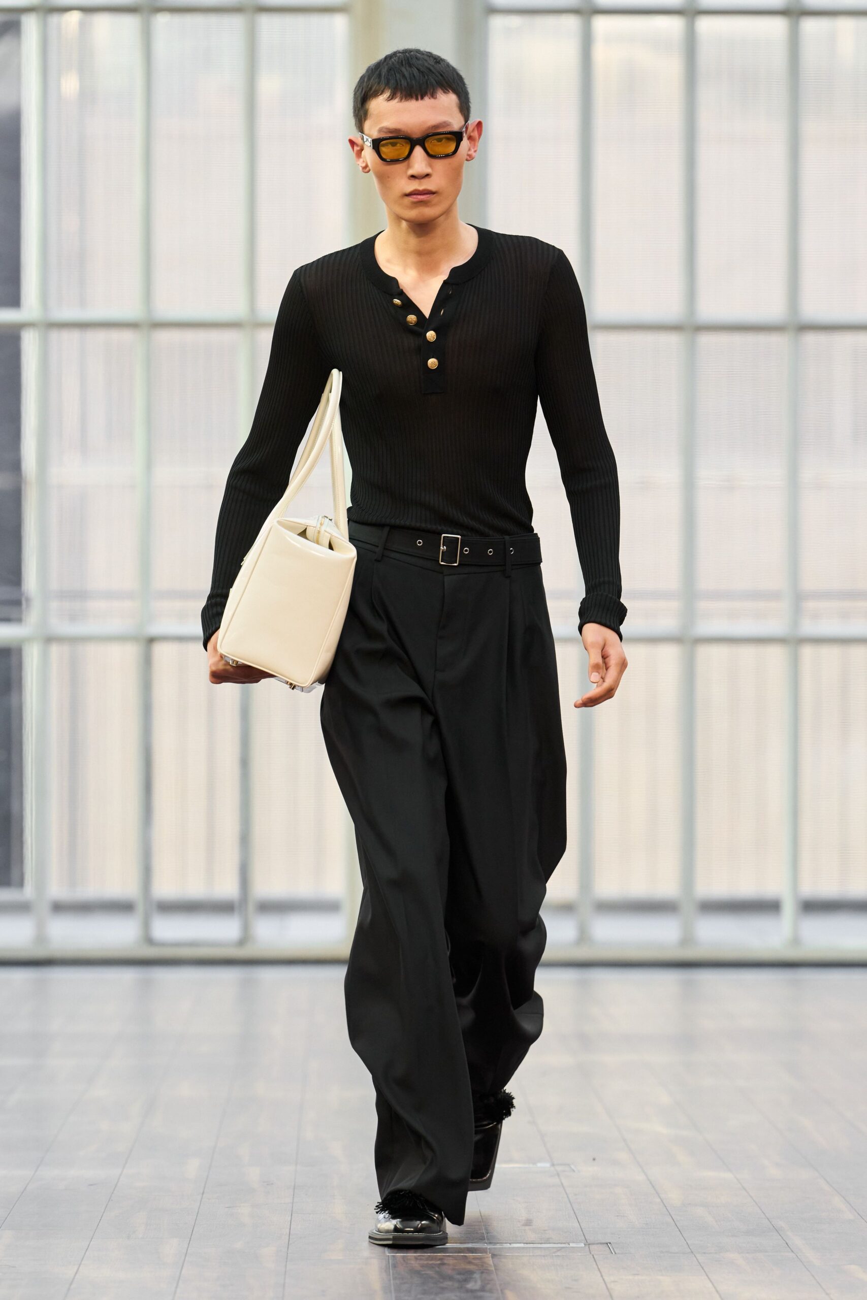 black cotton long-sleeve v-neck fitted ribbed top