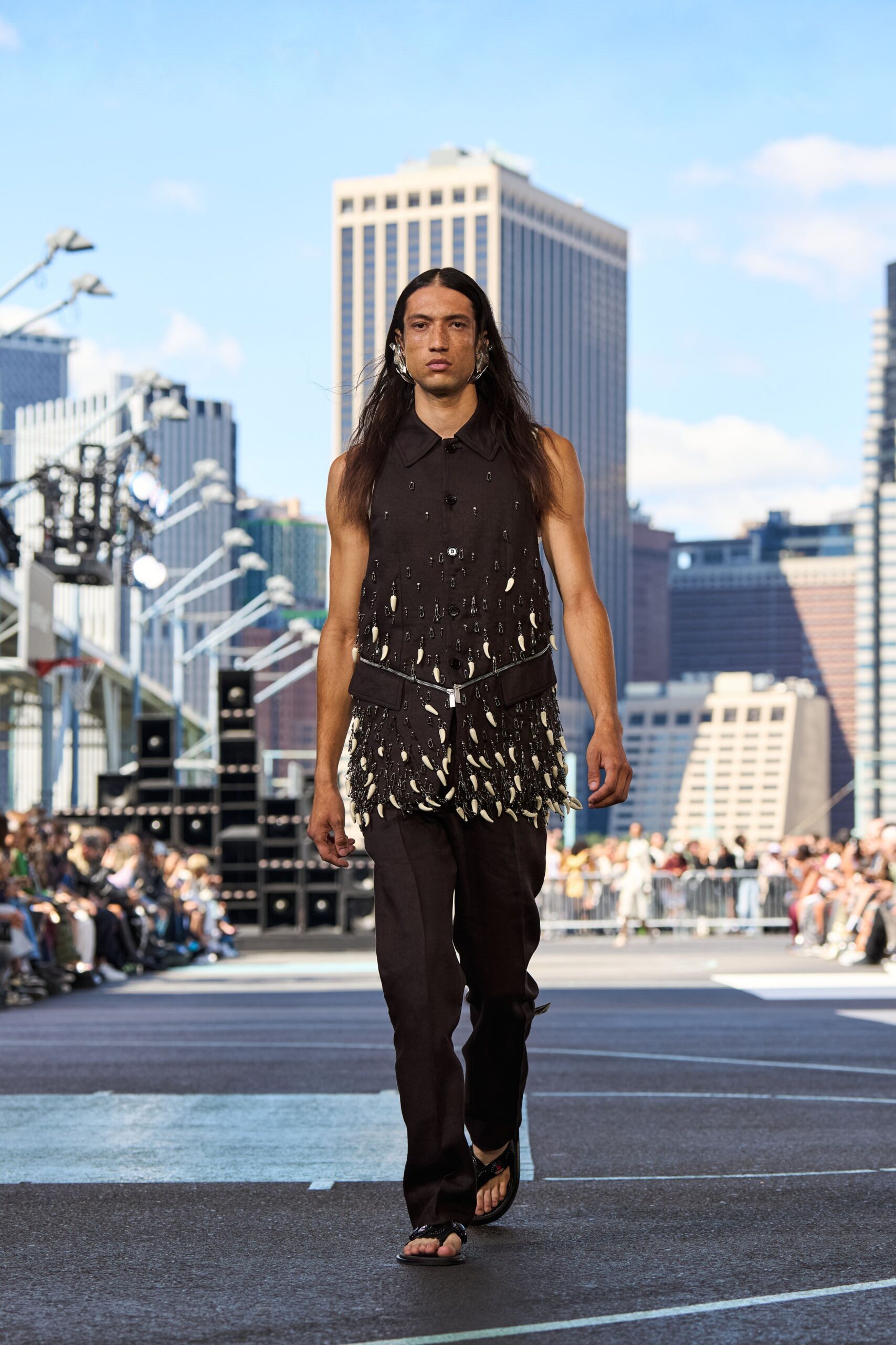 black cotton sleeveless collared fitted fringed top