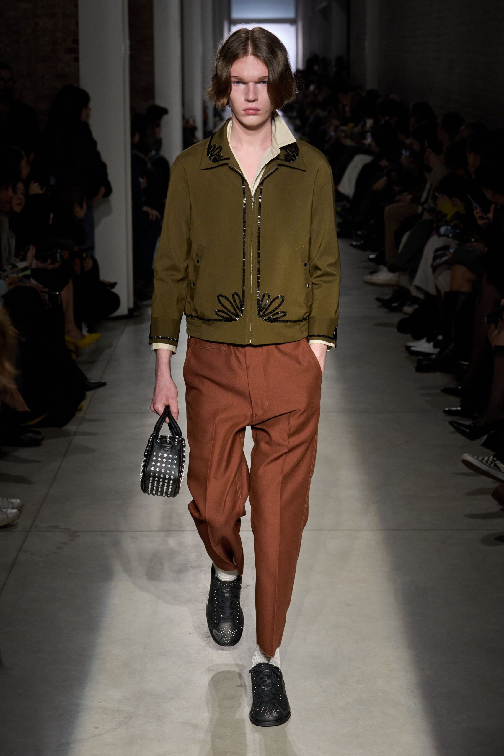 green cotton long-sleeve collared relaxed embroidered jacket