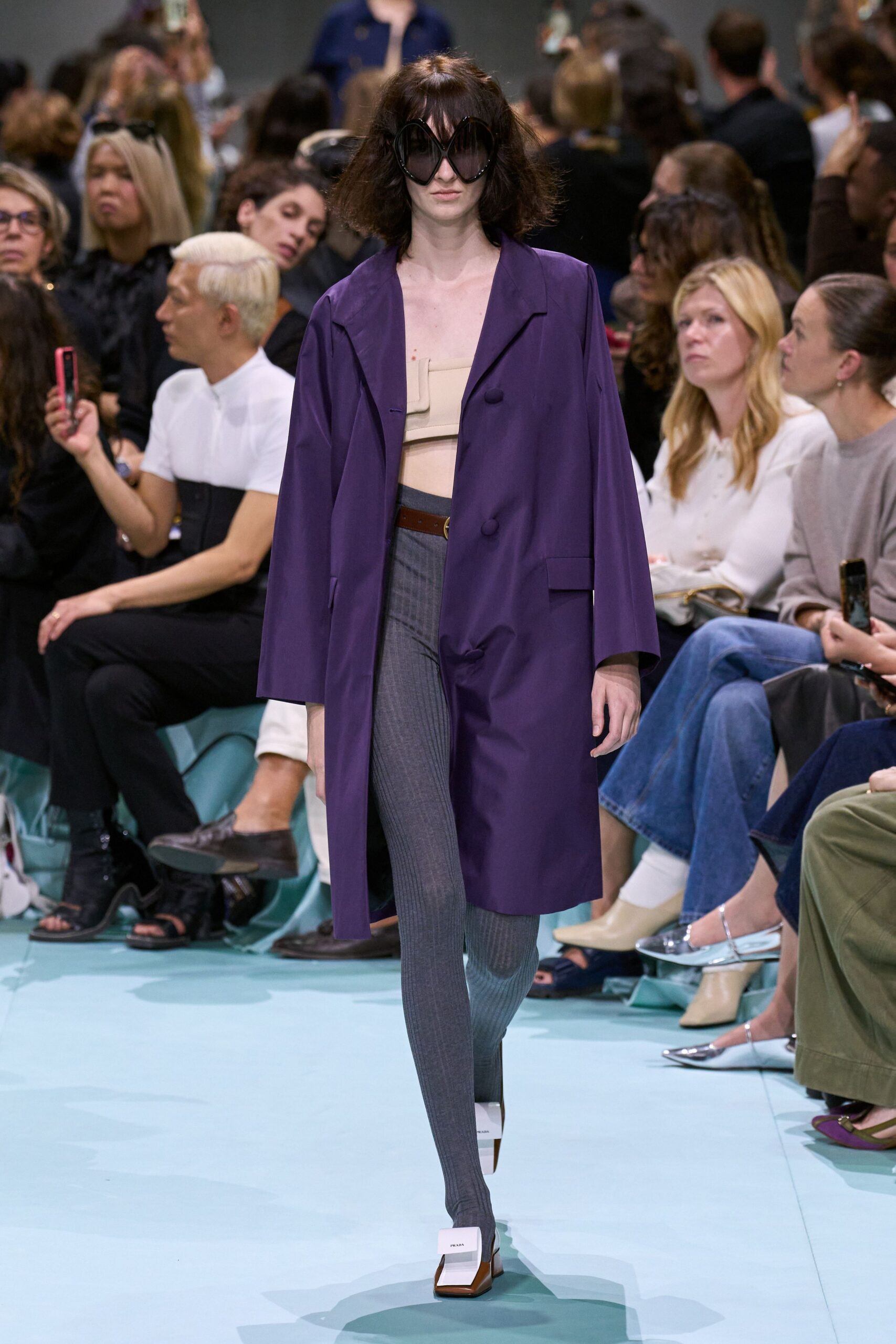 purple cotton long-sleeve collared relaxed buttoned coat