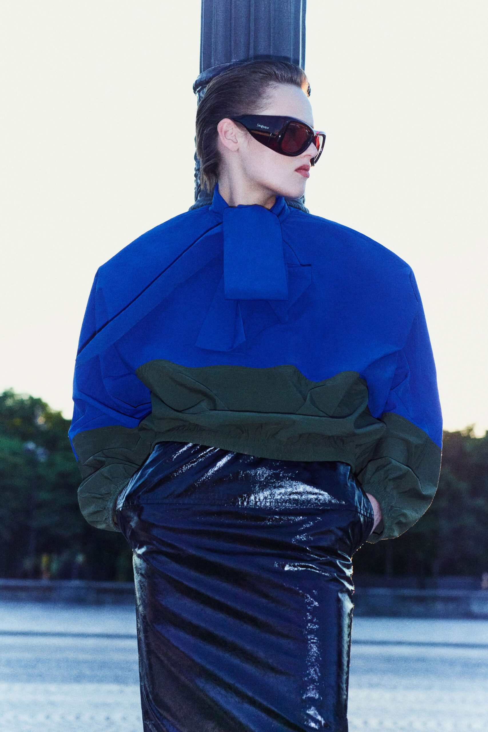 black vinyl fitted pencil shiny skirt