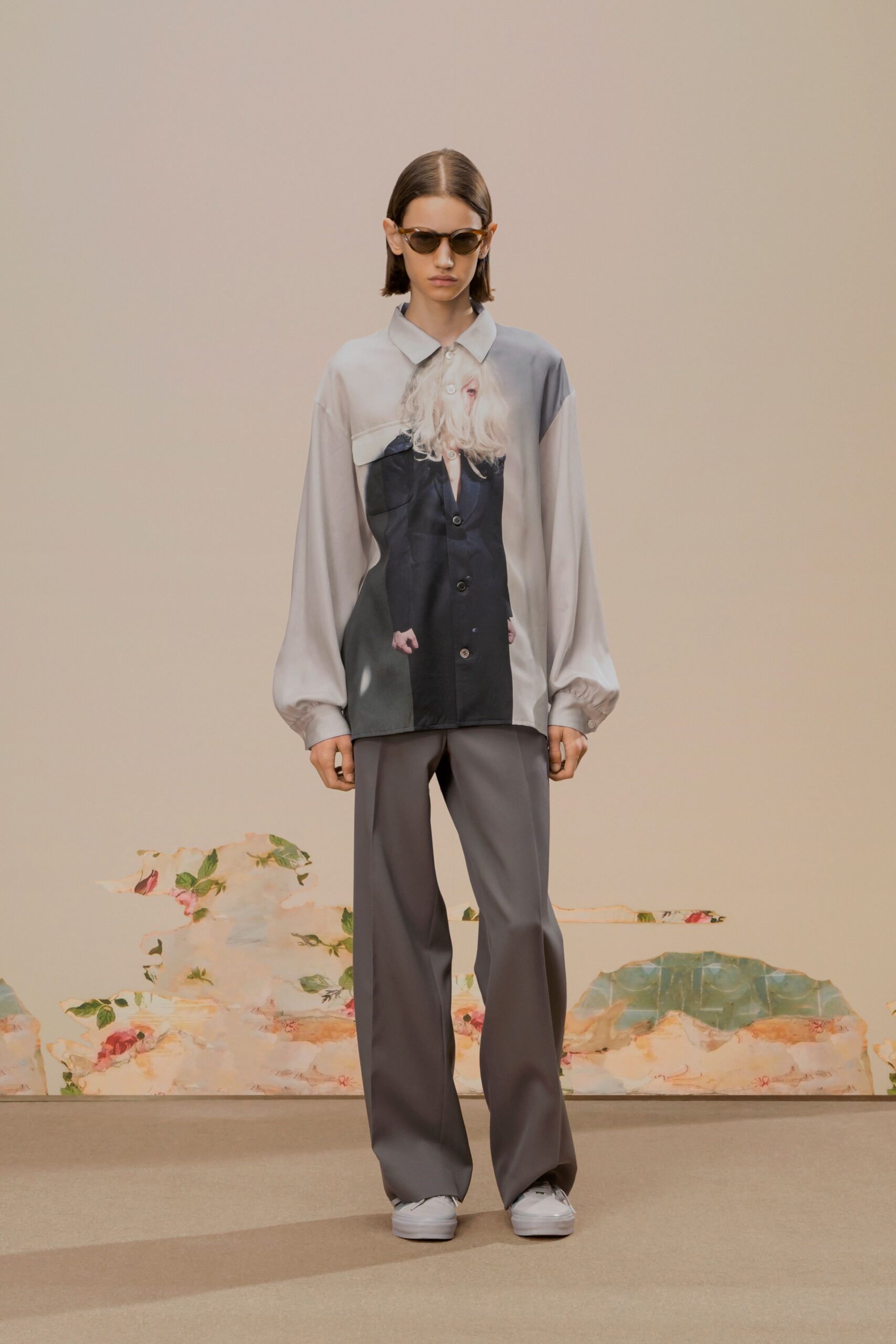 gray cotton long-sleeve collared relaxed printed shirt