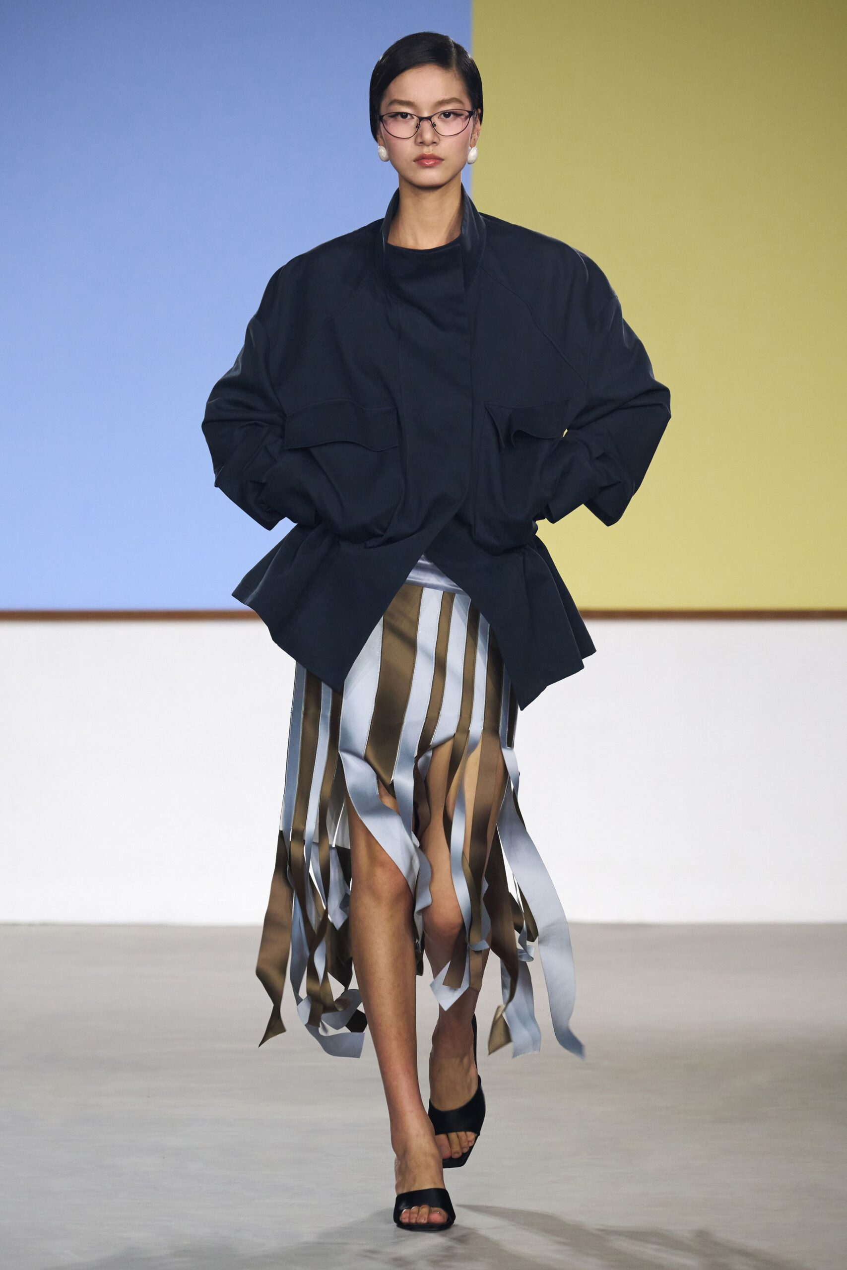 multi silk asymmetric fitted high-waisted pleated flowing skirt