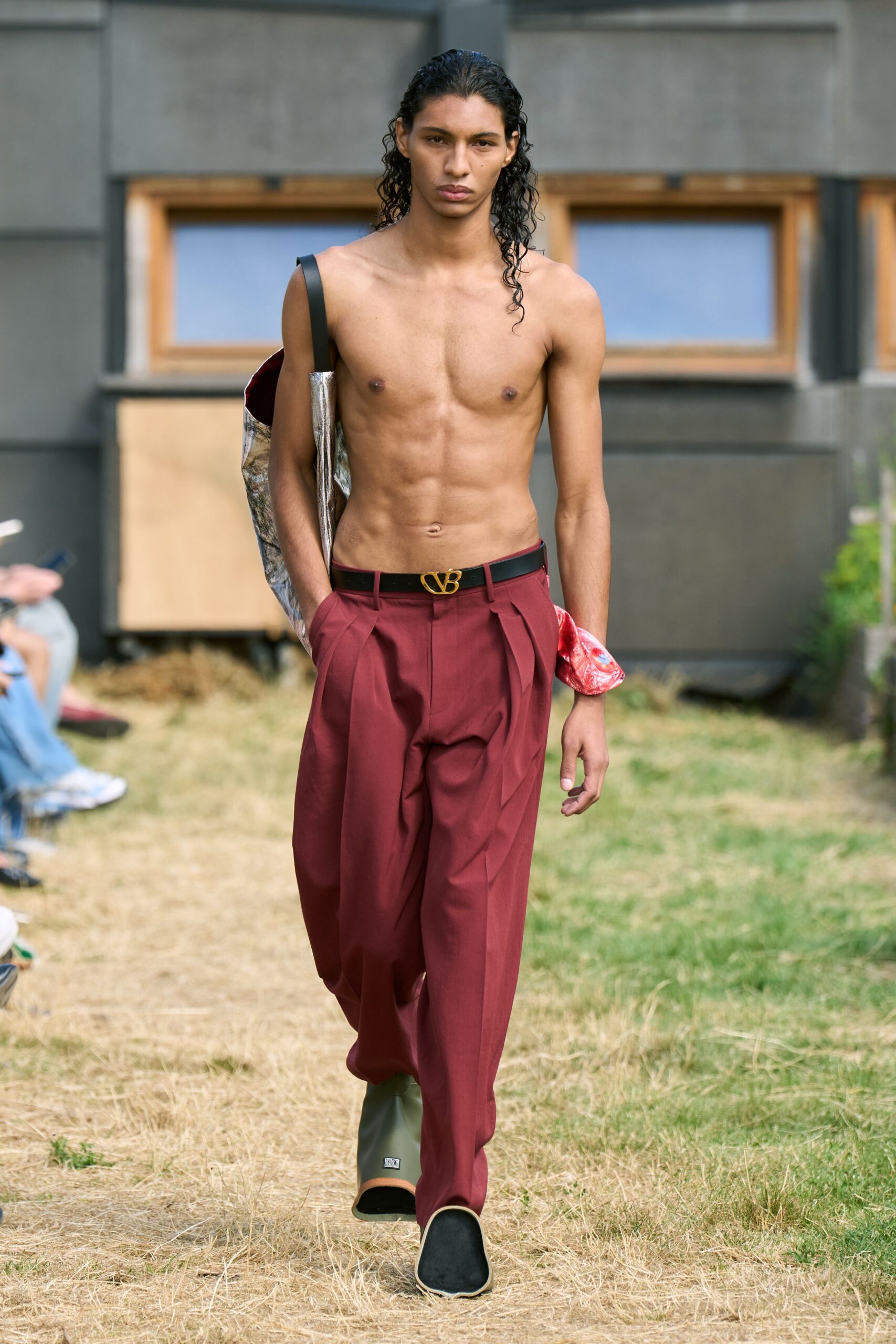 red relaxed pleated pants