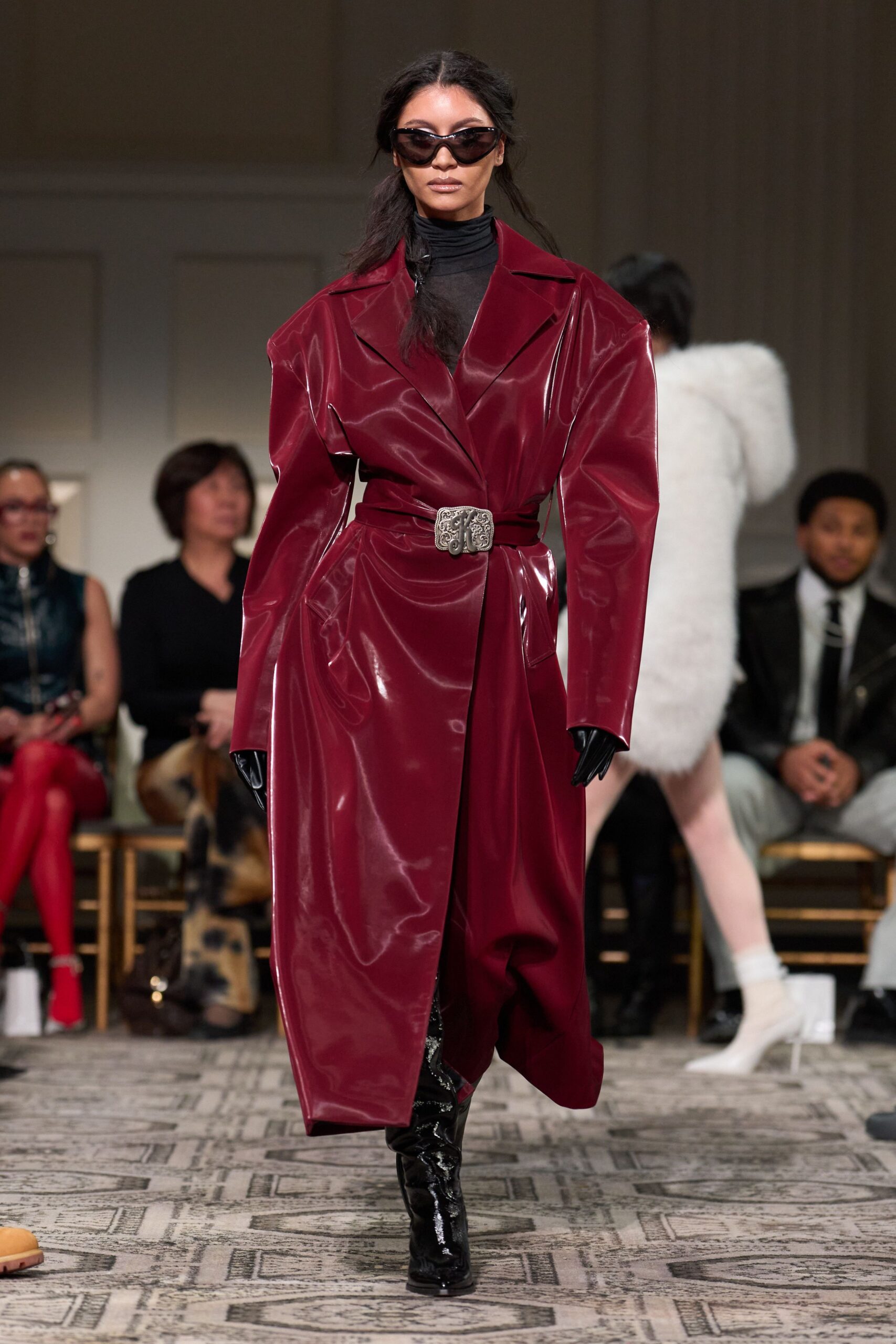 red vinyl long-sleeve collared fitted belted coat
