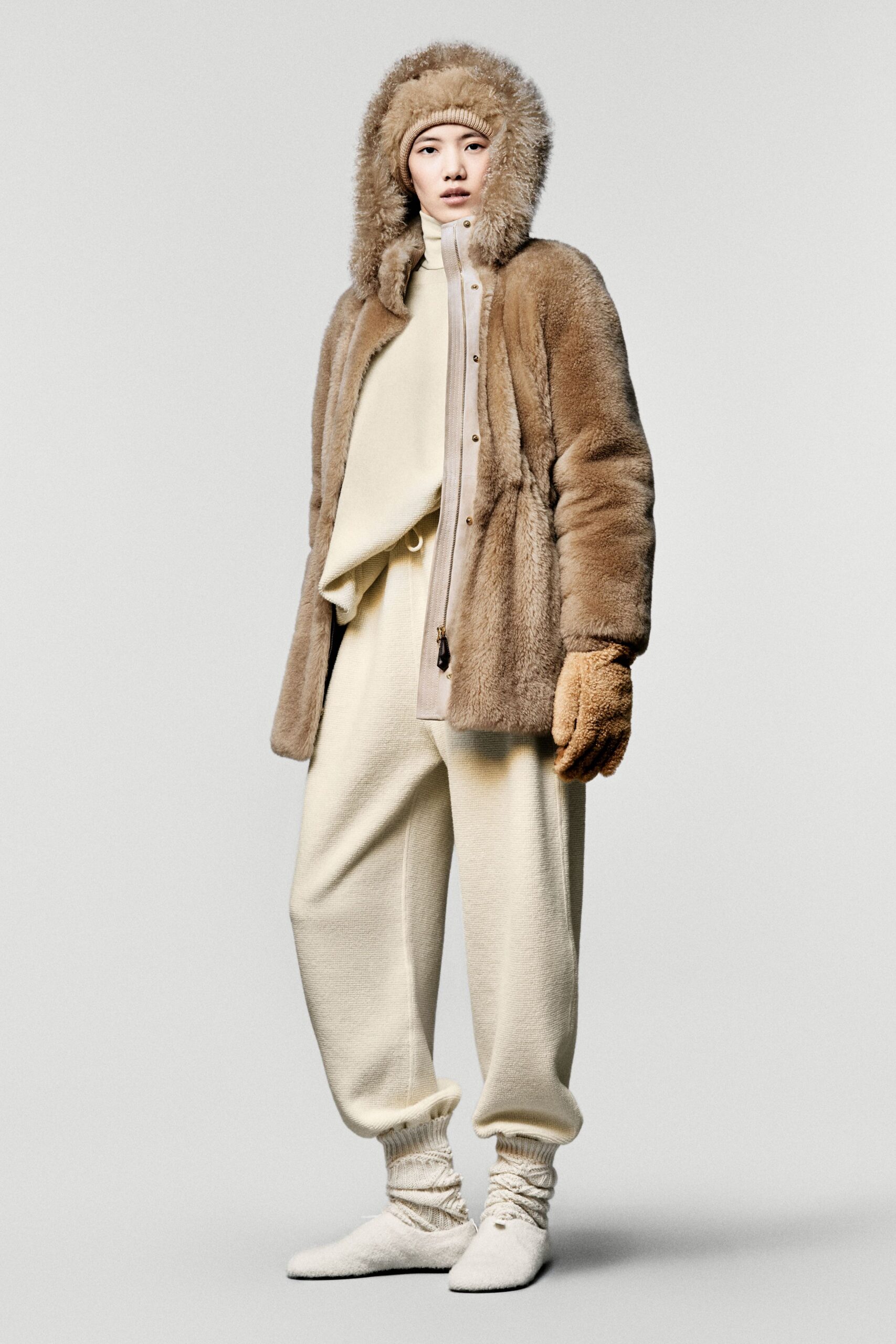 brown faux-fur fitted gloves
