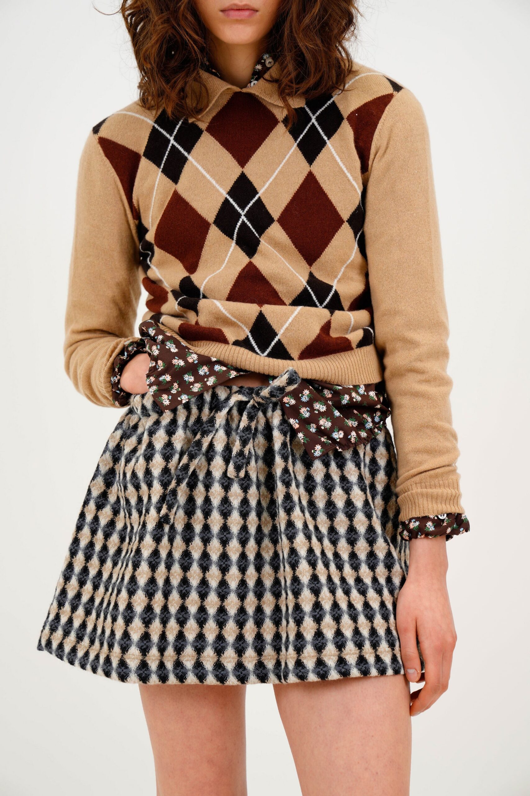 black cotton relaxed checked pleated short skirt