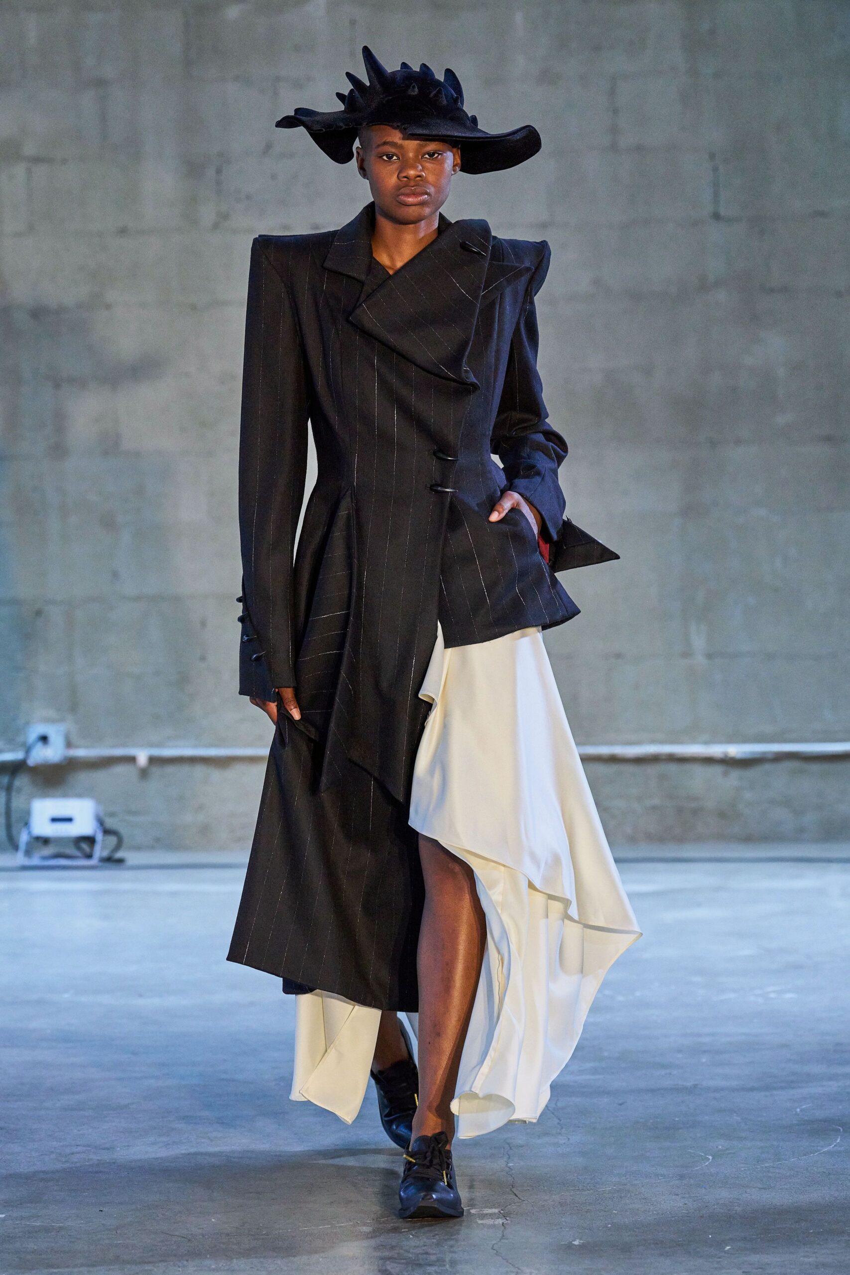 black cotton long-sleeve v-neck fitted pleated layered dress