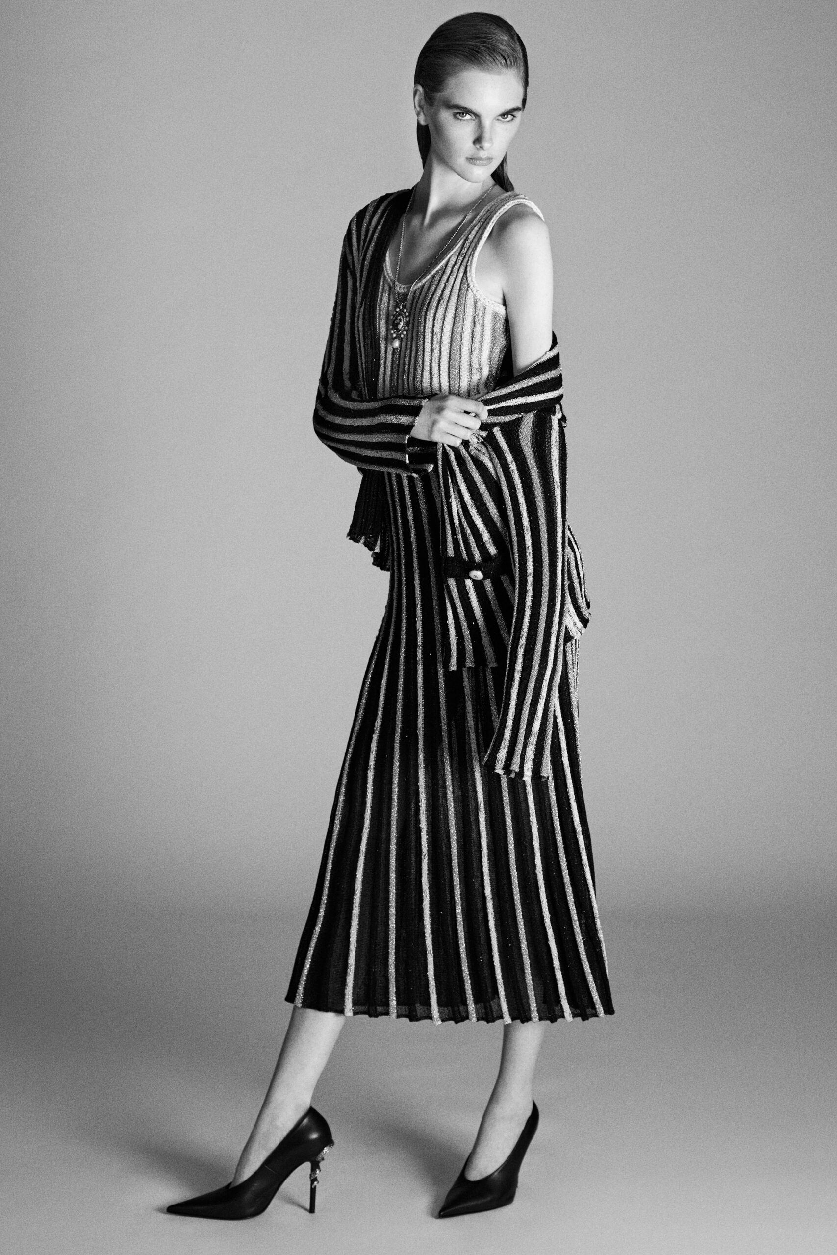 black cotton fitted striped pleated midi skirt