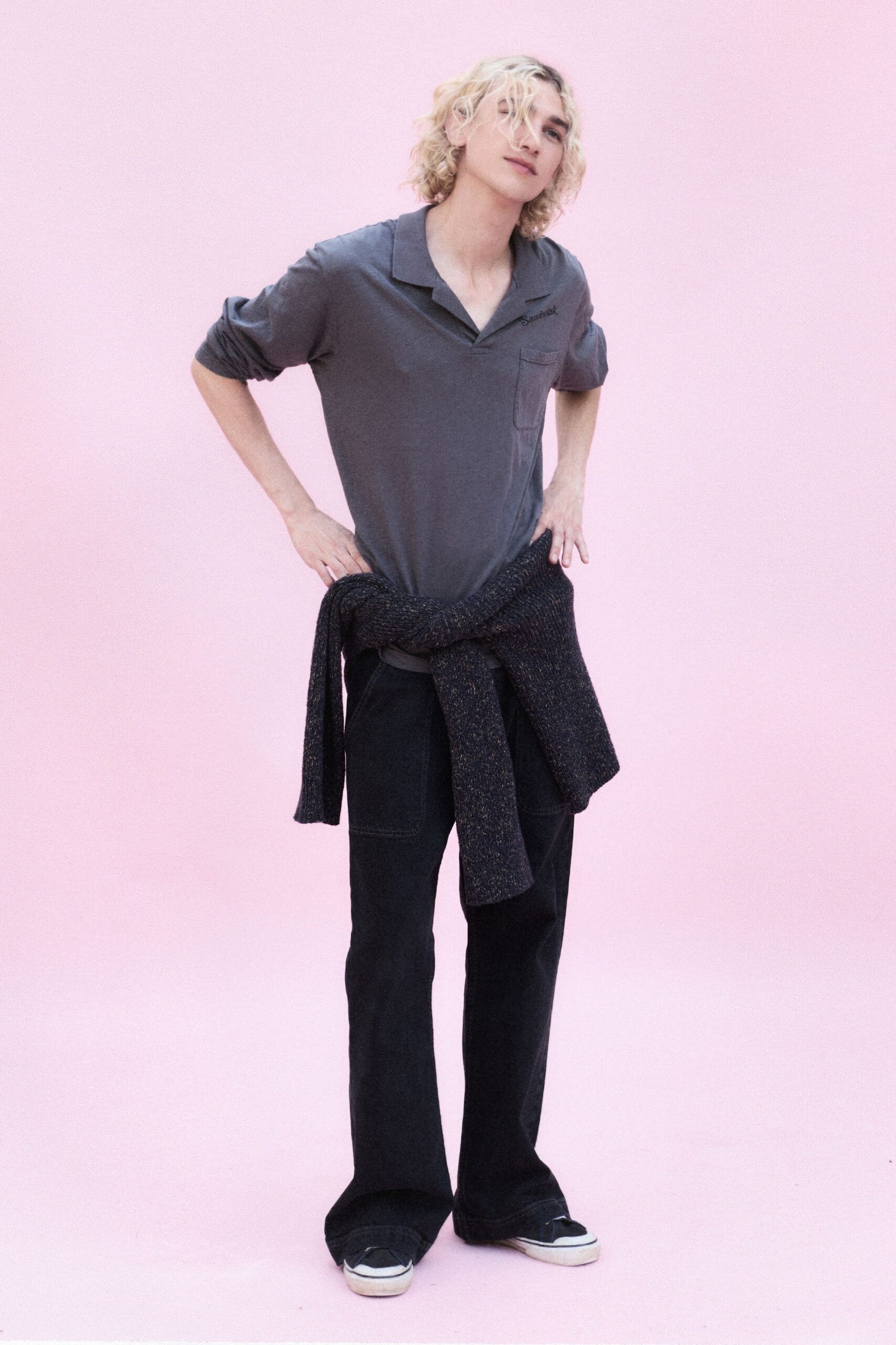 gray shirt black pants outfit