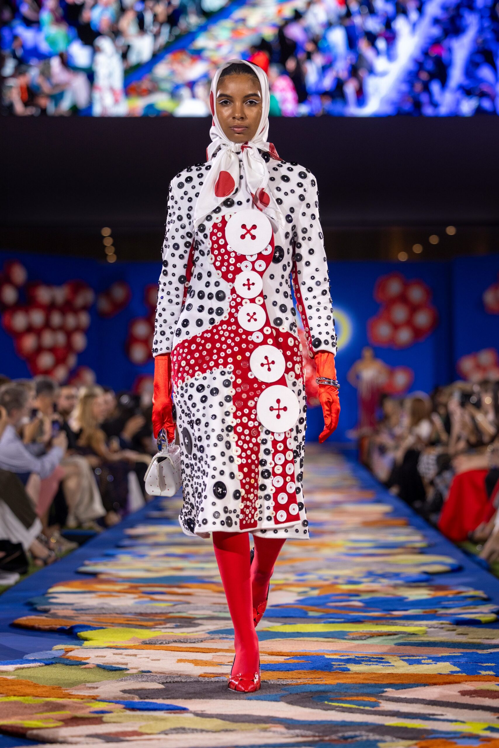 midi polka-dot dress with gloves