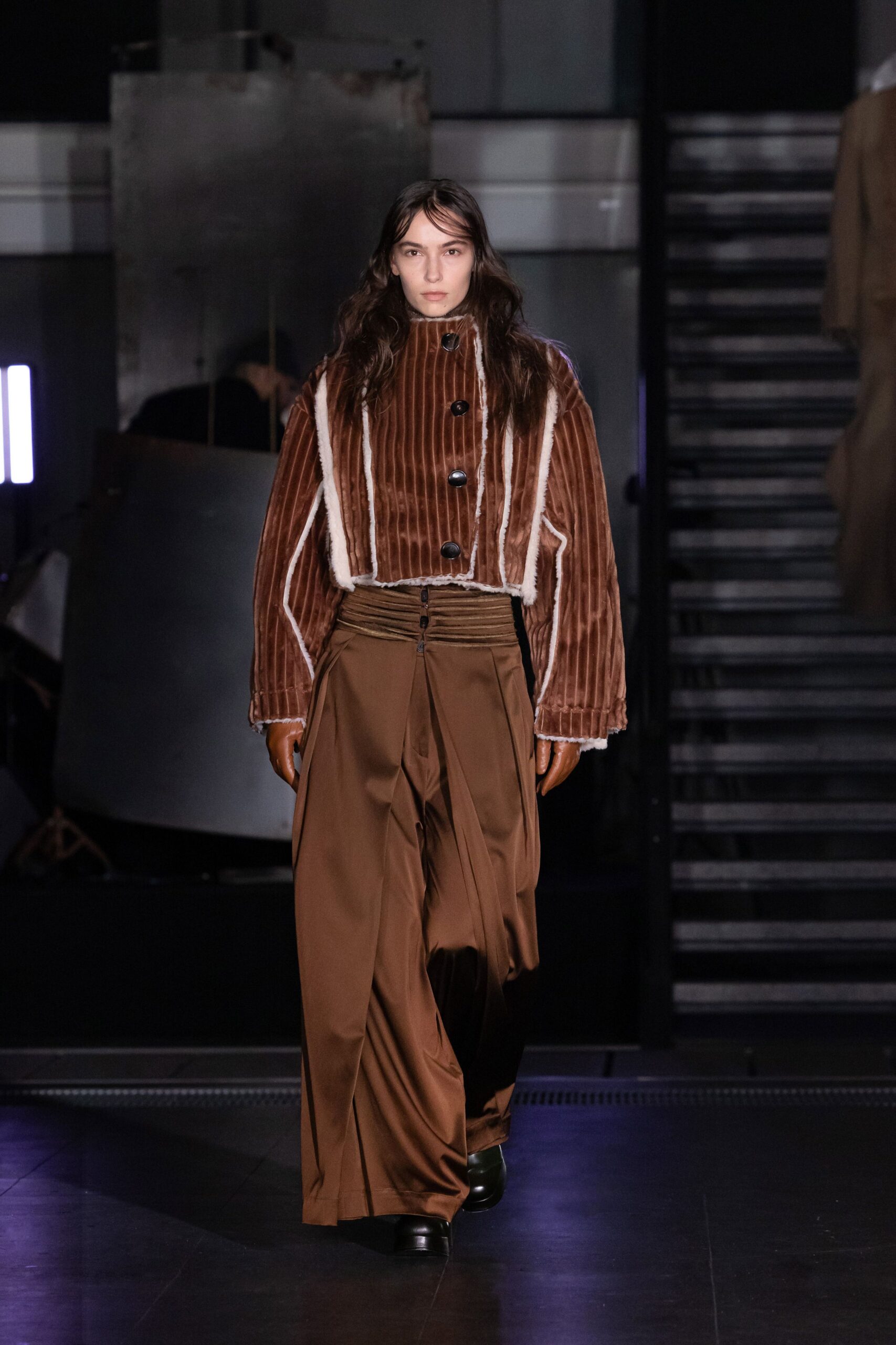 brown velvet long-sleeve collared fitted buttoned fringed jacket