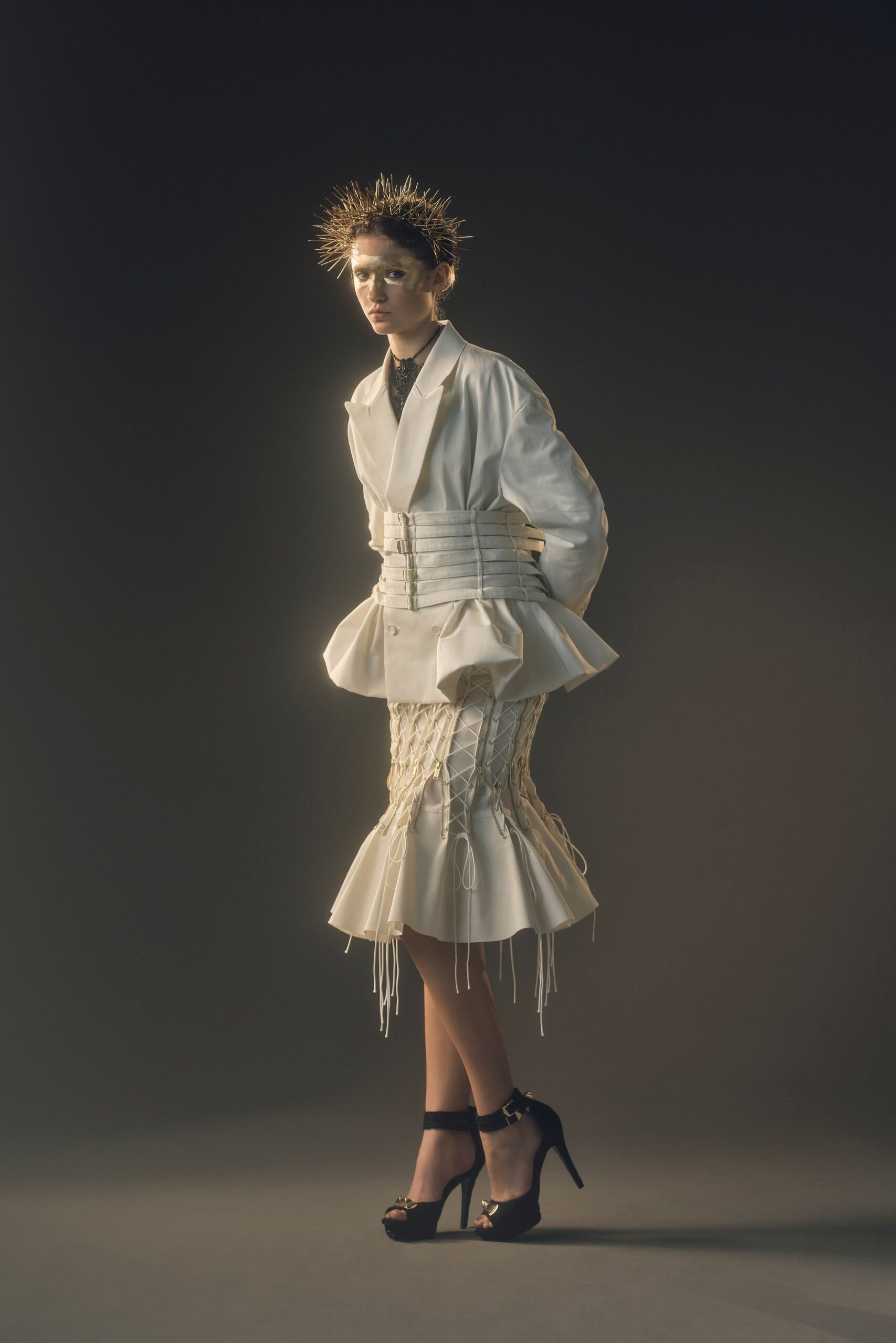 white cotton long-sleeve collared structured zippered layered jacket