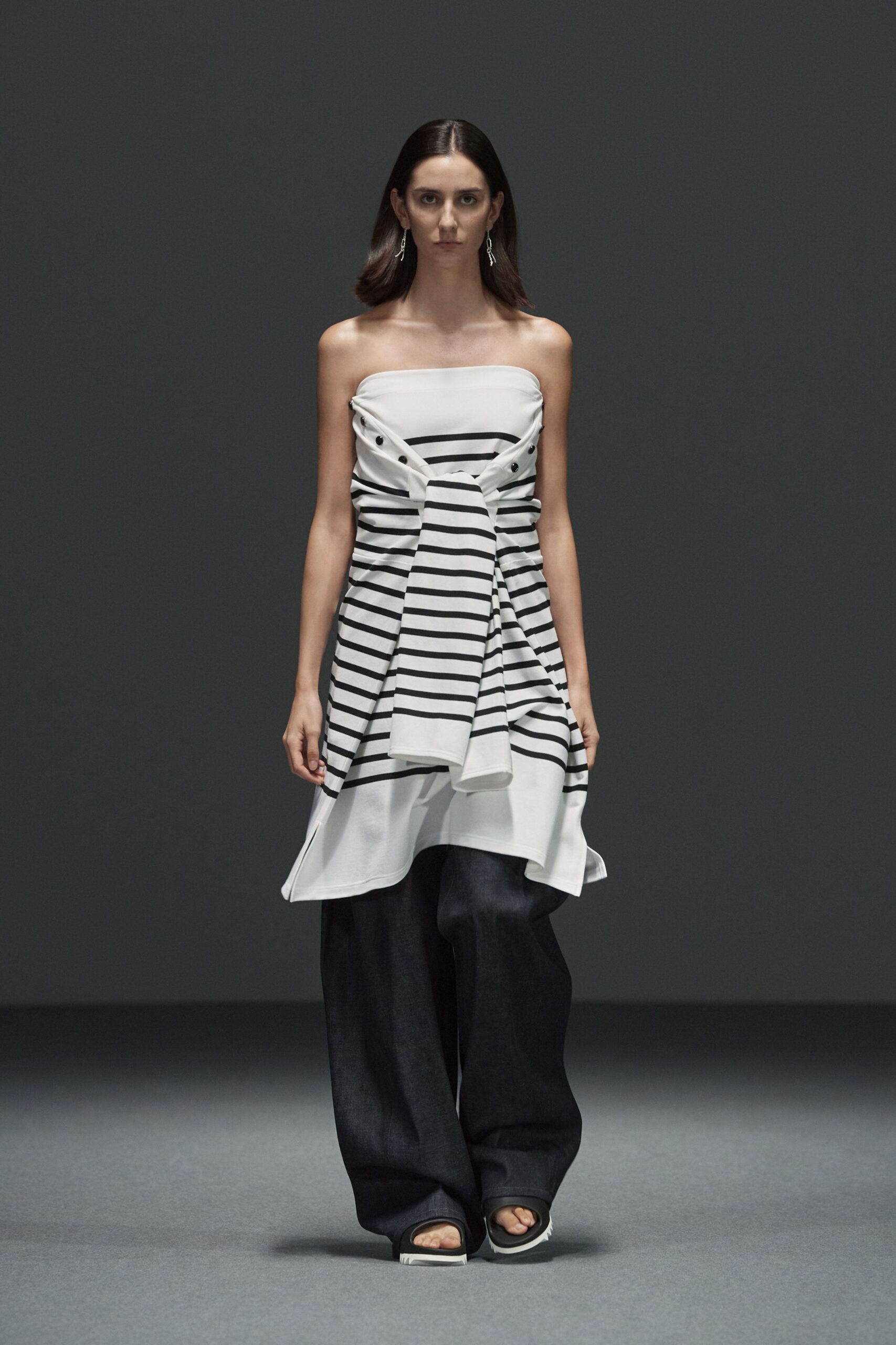 black denim relaxed wide-leg pants