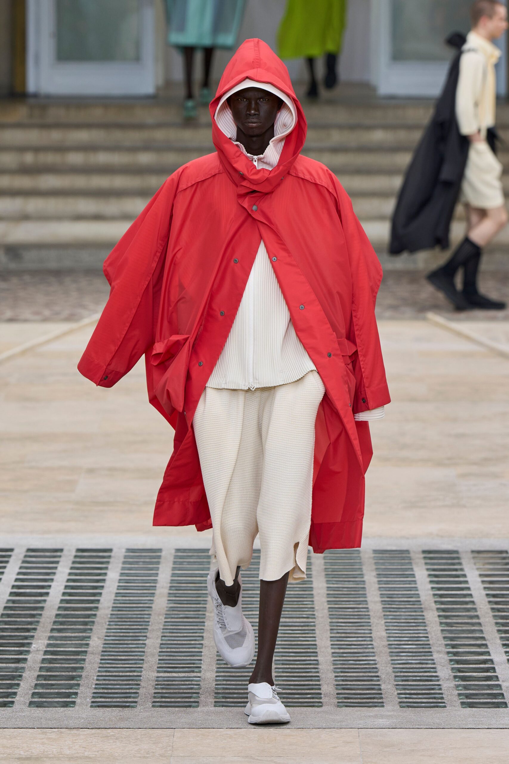 oversized red coat with white top