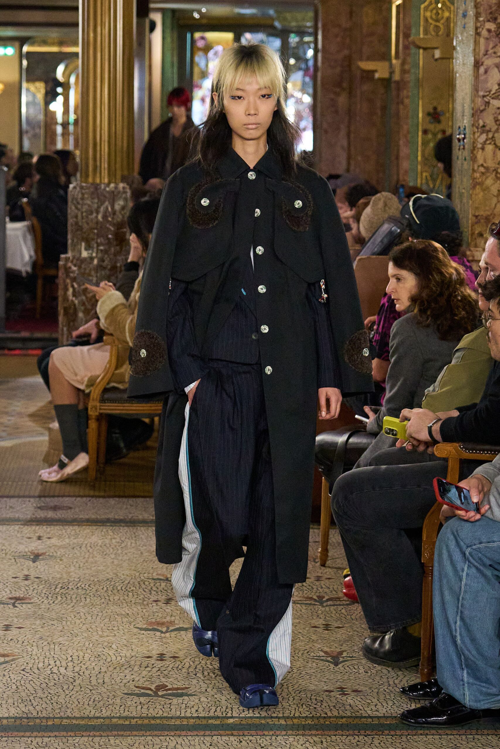 black wool long-sleeve collared relaxed buttoned cape