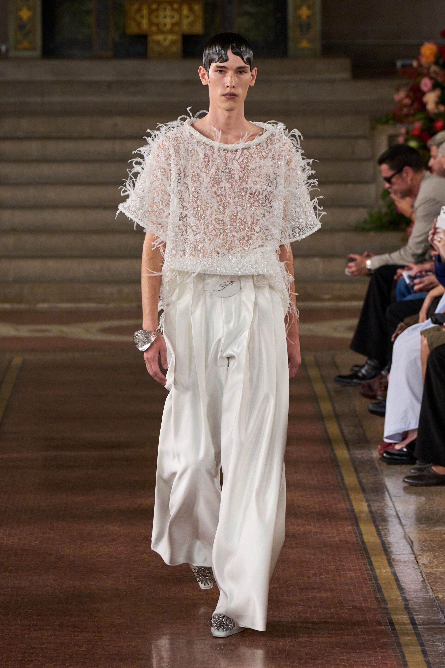 white lace short-sleeve collared relaxed fringed sheer top