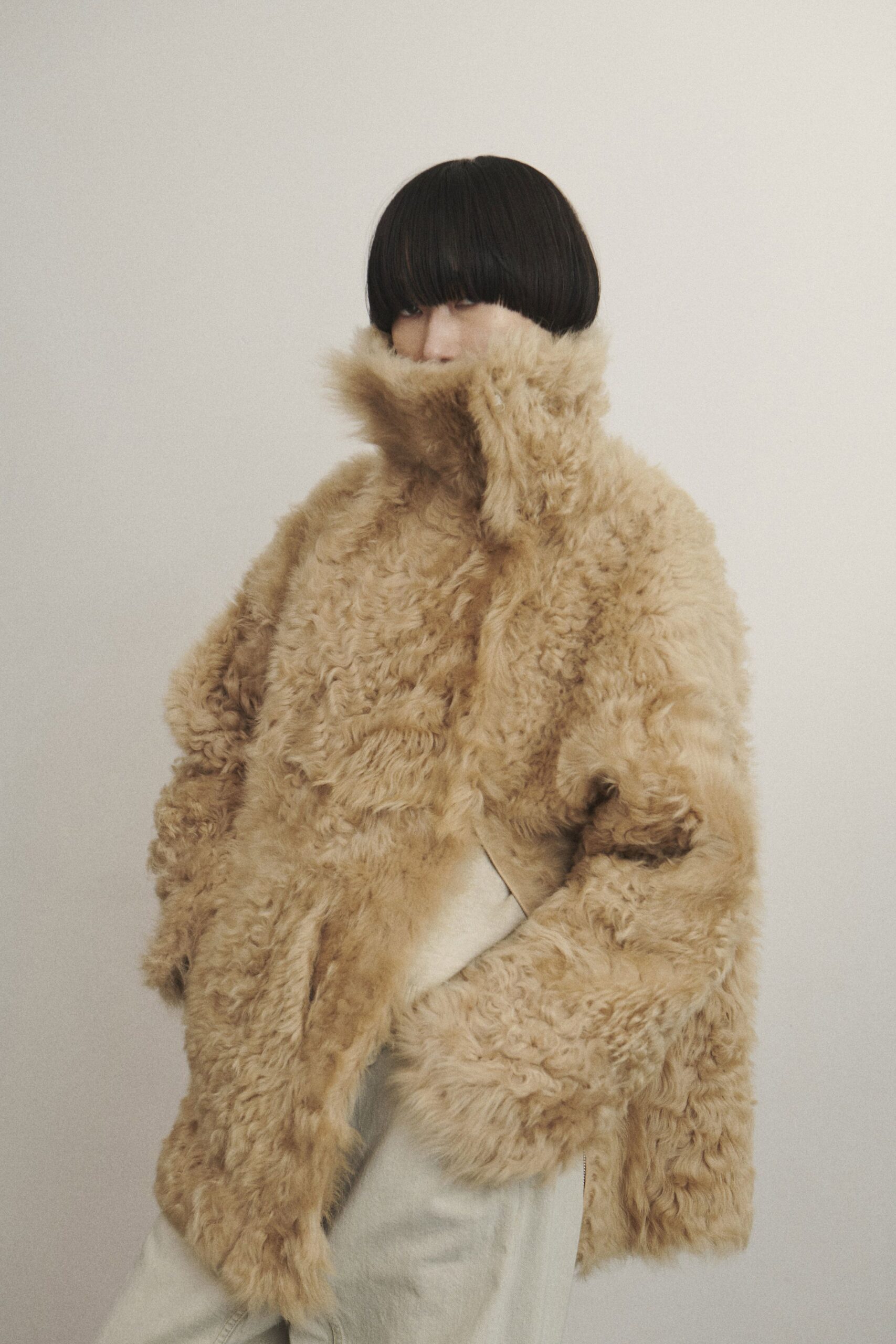 beige faux-fur long-sleeve collared oversized textured coat