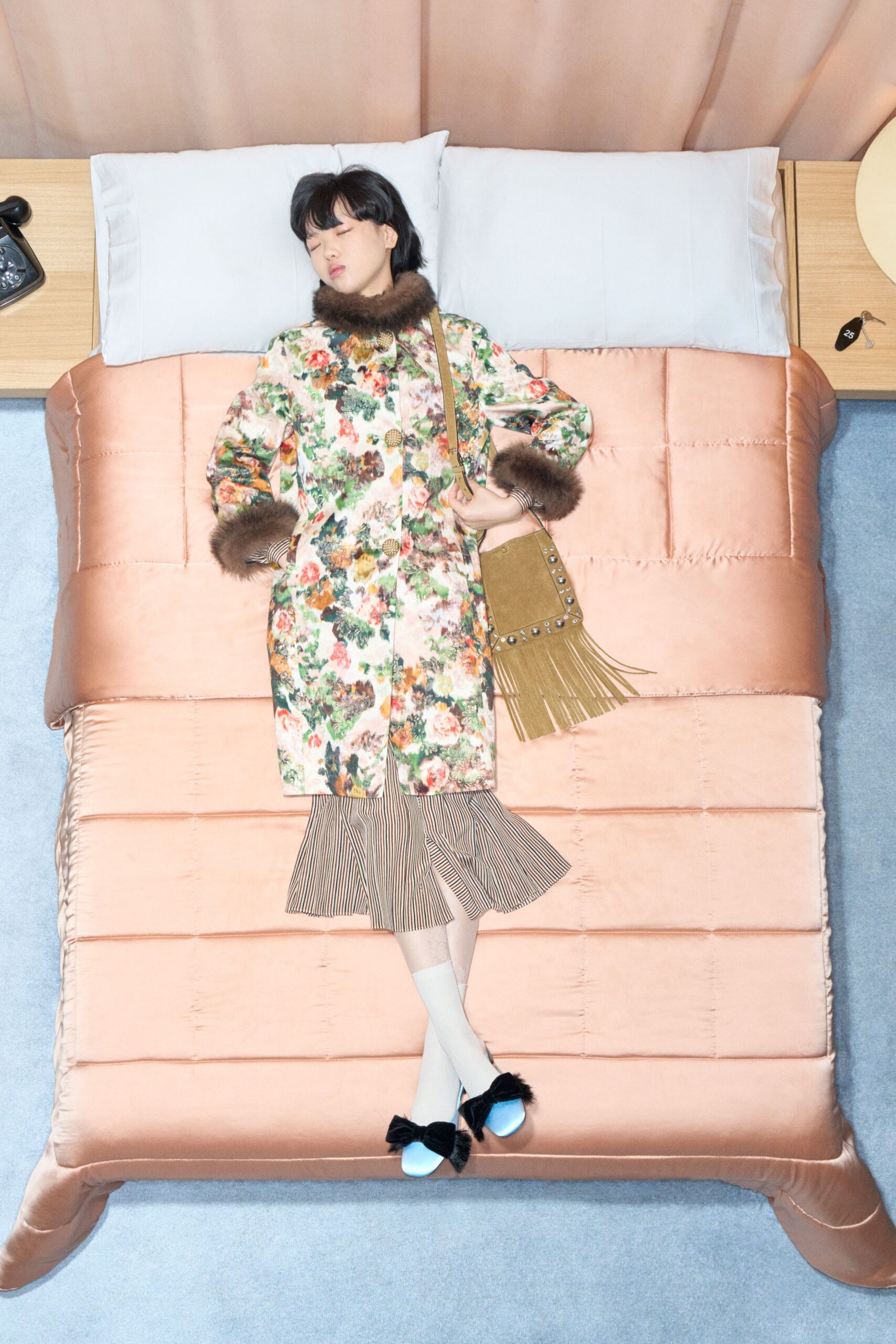 beige silk long-sleeve collared fitted floral embroidered coat