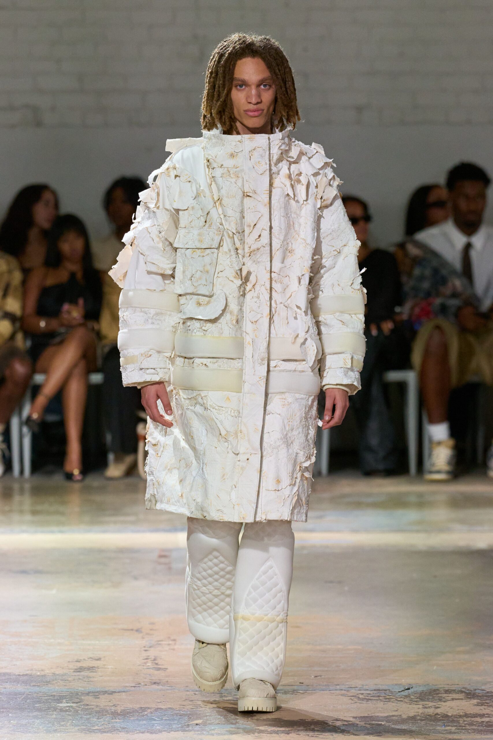 white cotton long-sleeve oversized layered zippered coat