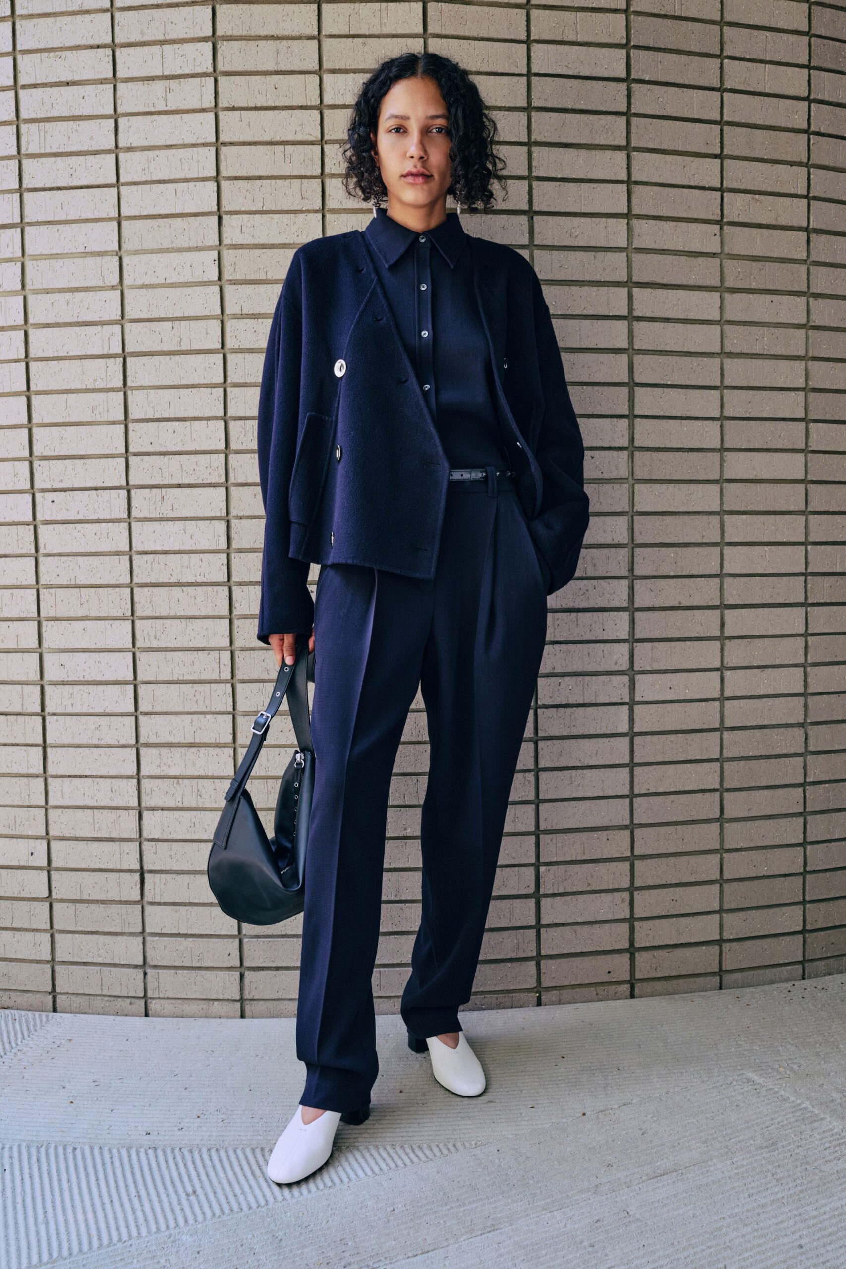 blue wool long-sleeve collared relaxed buttoned blazer