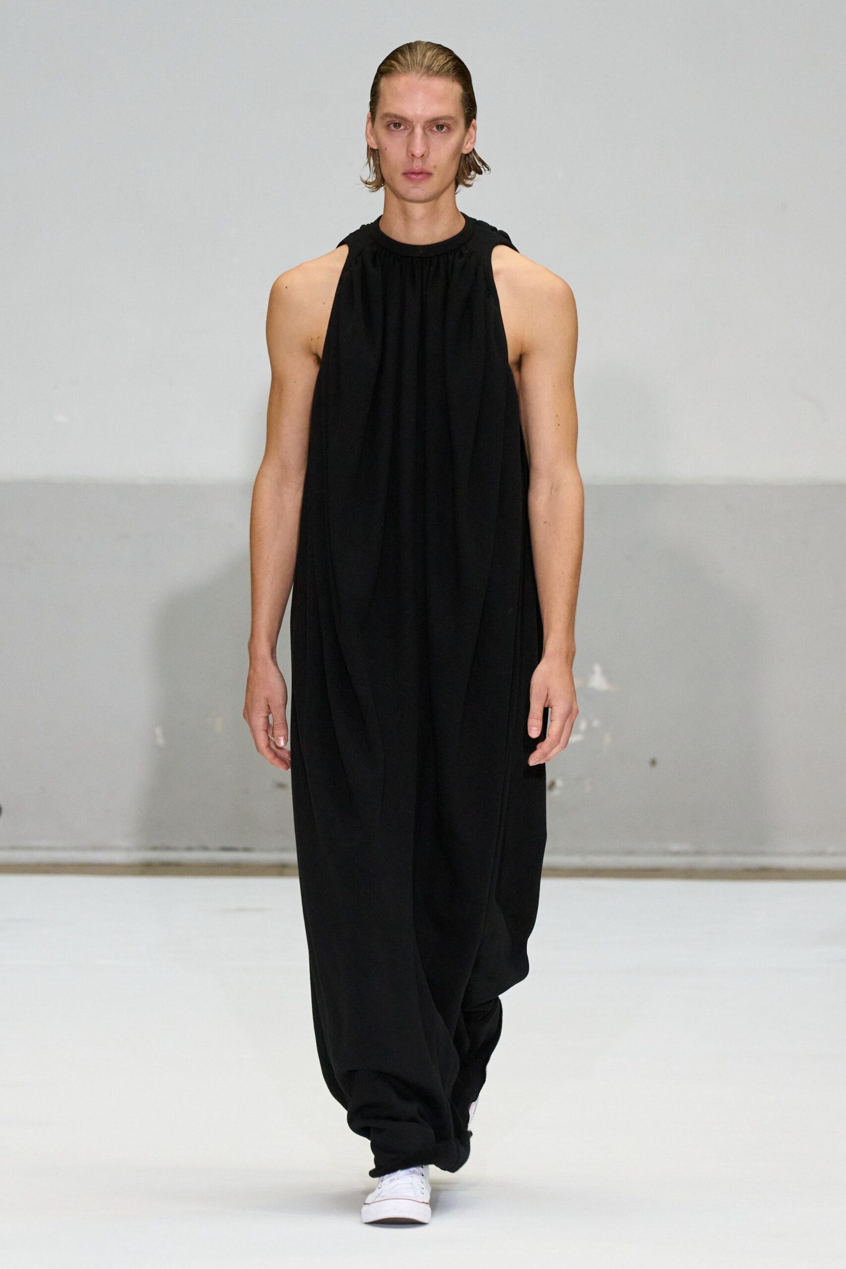 black relaxed sleeveless dress