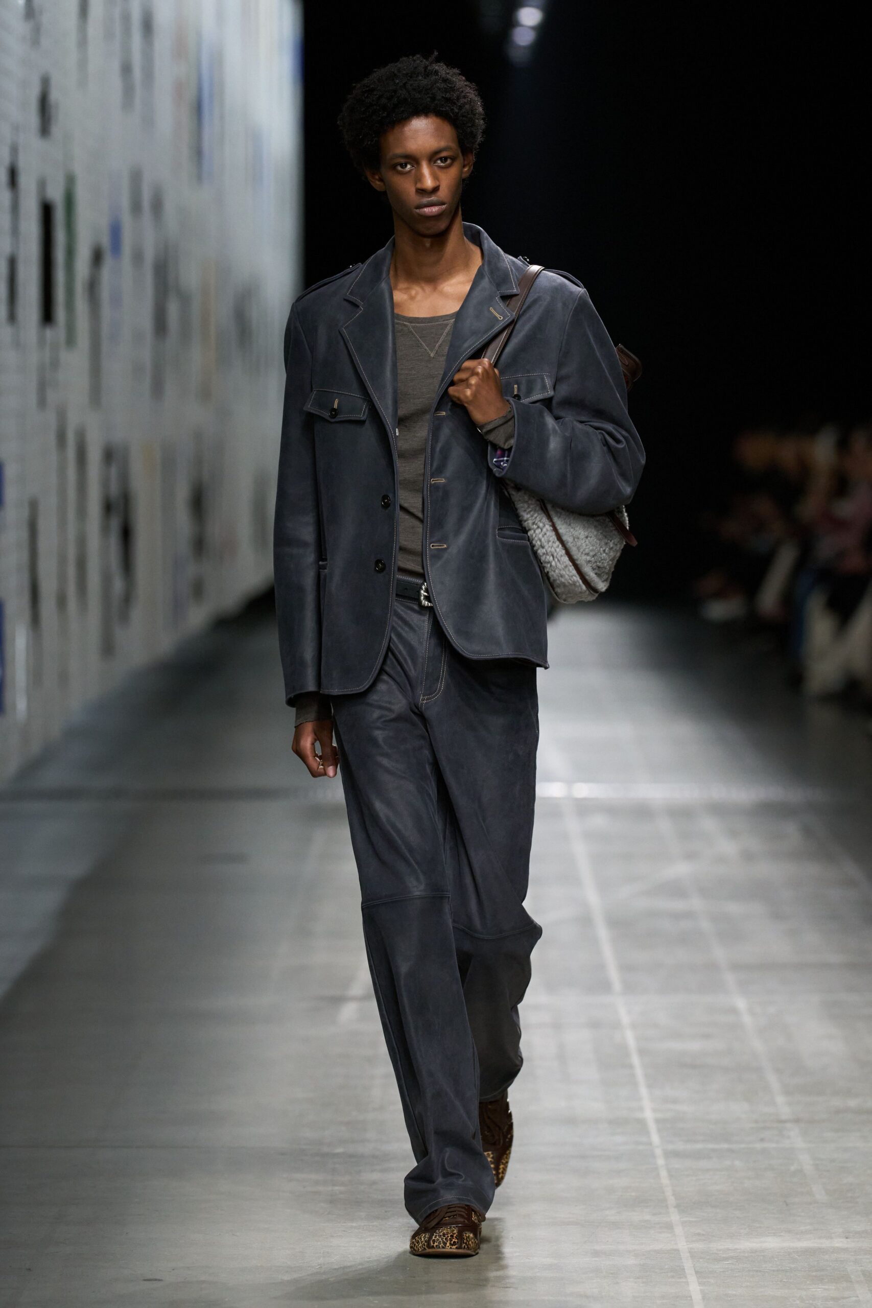 gray leather long-sleeve collared fitted buttoned suit