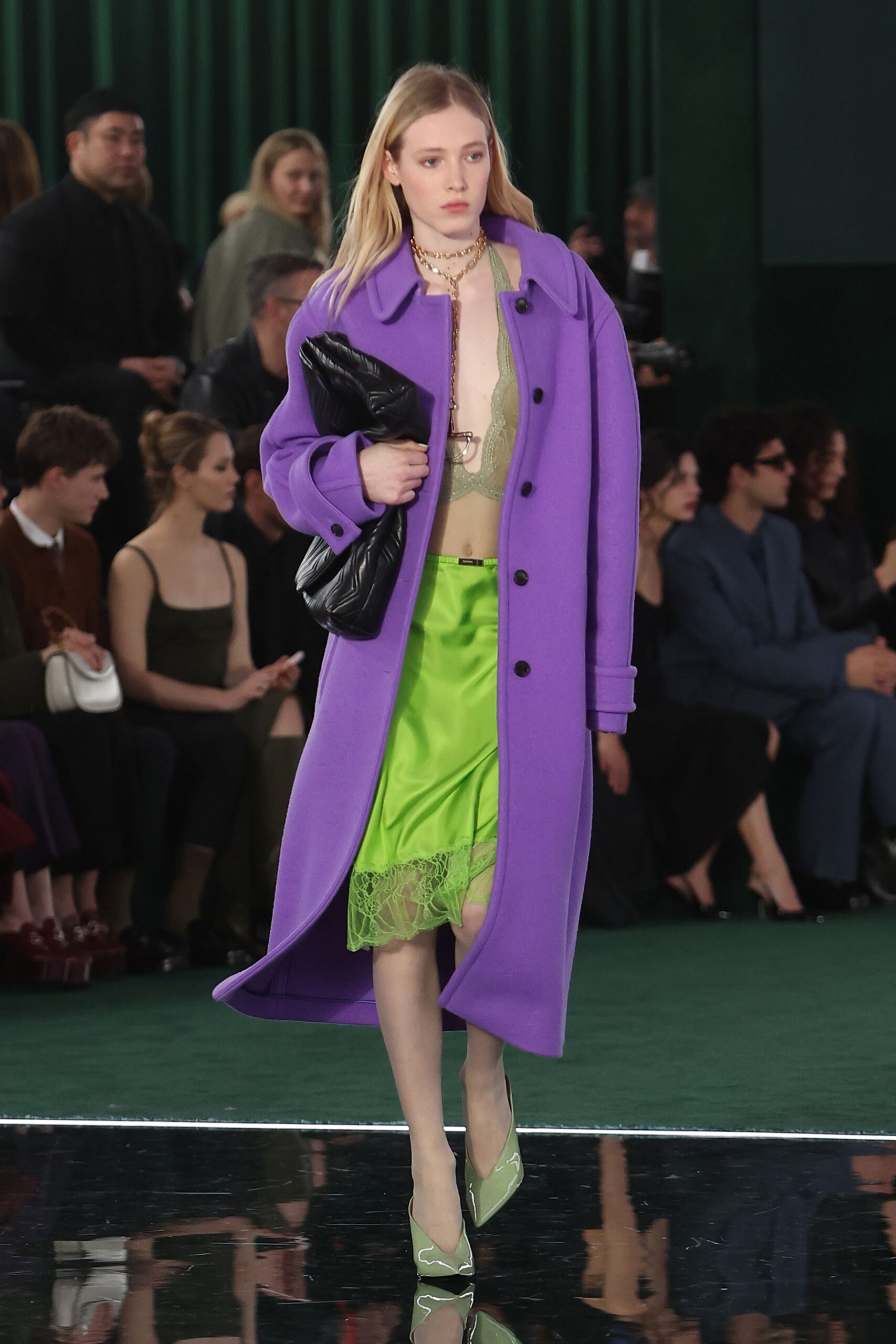 purple wool long-sleeve collared oversized coat