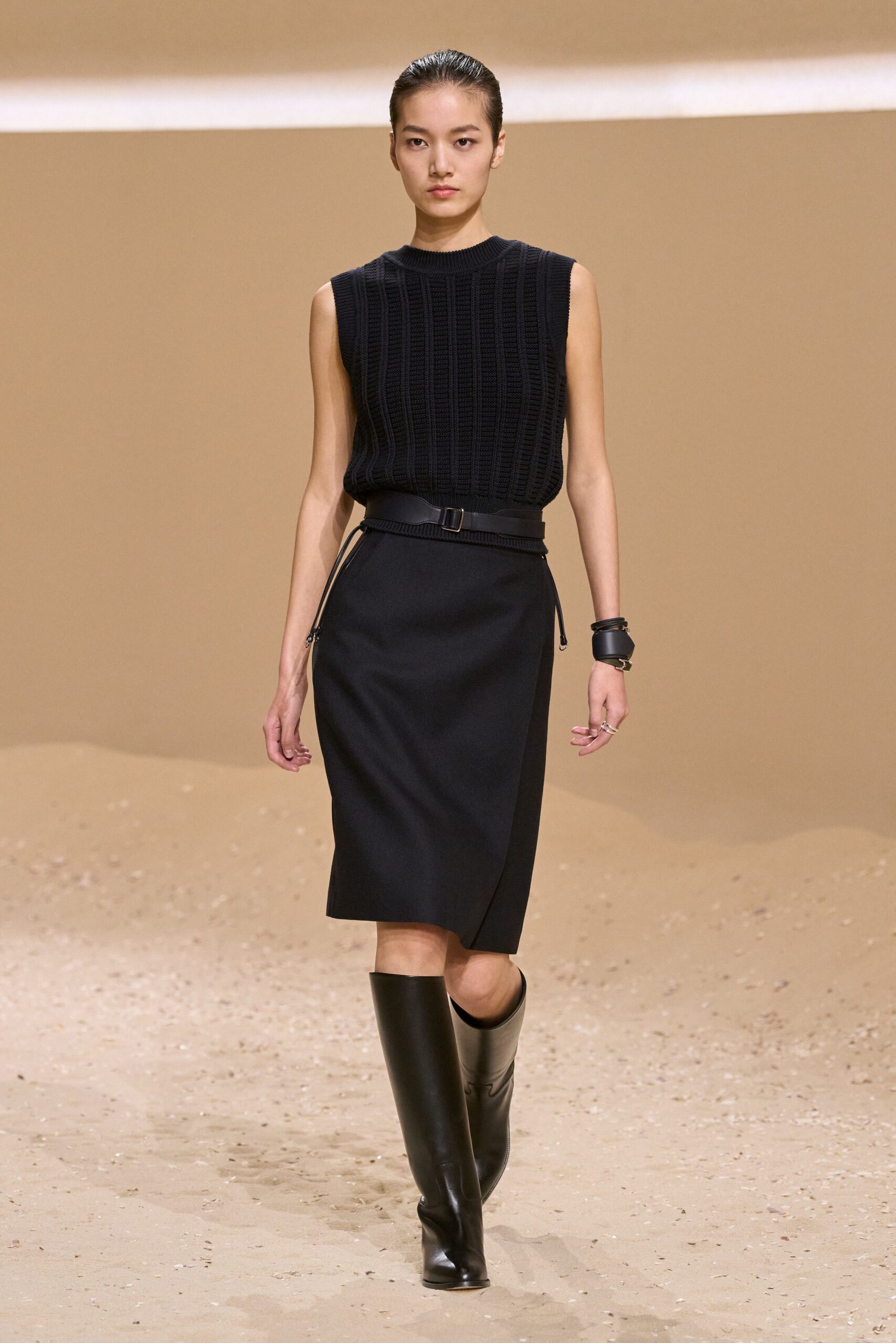 black fitted top and pencil skirt