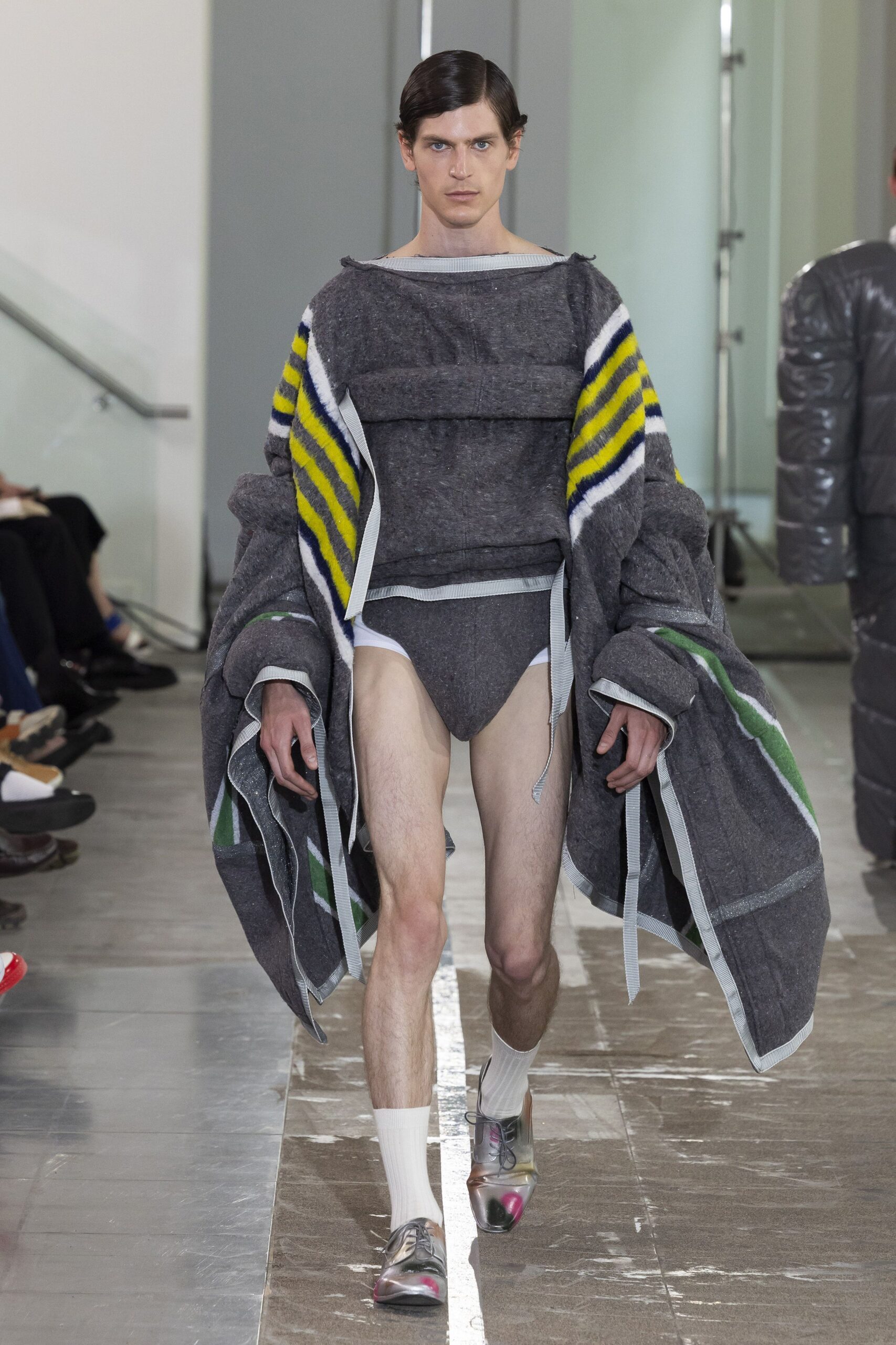 gray wool long-sleeve oversized layered jacket