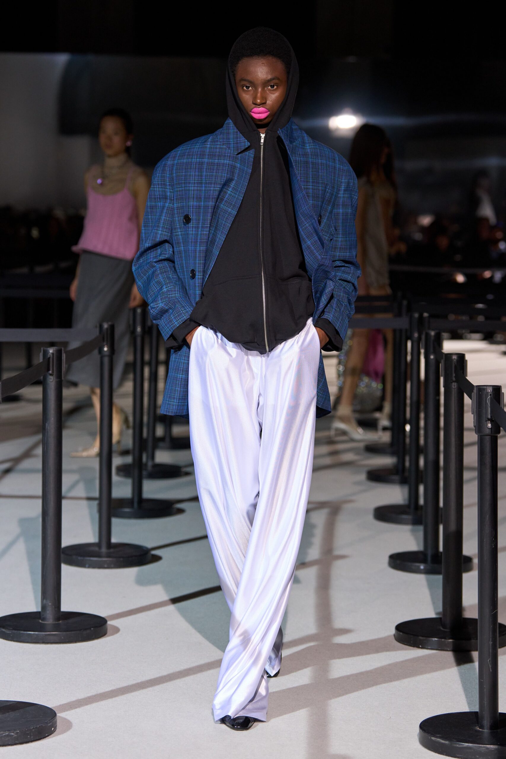blue cotton long-sleeve collared structured checked jacket