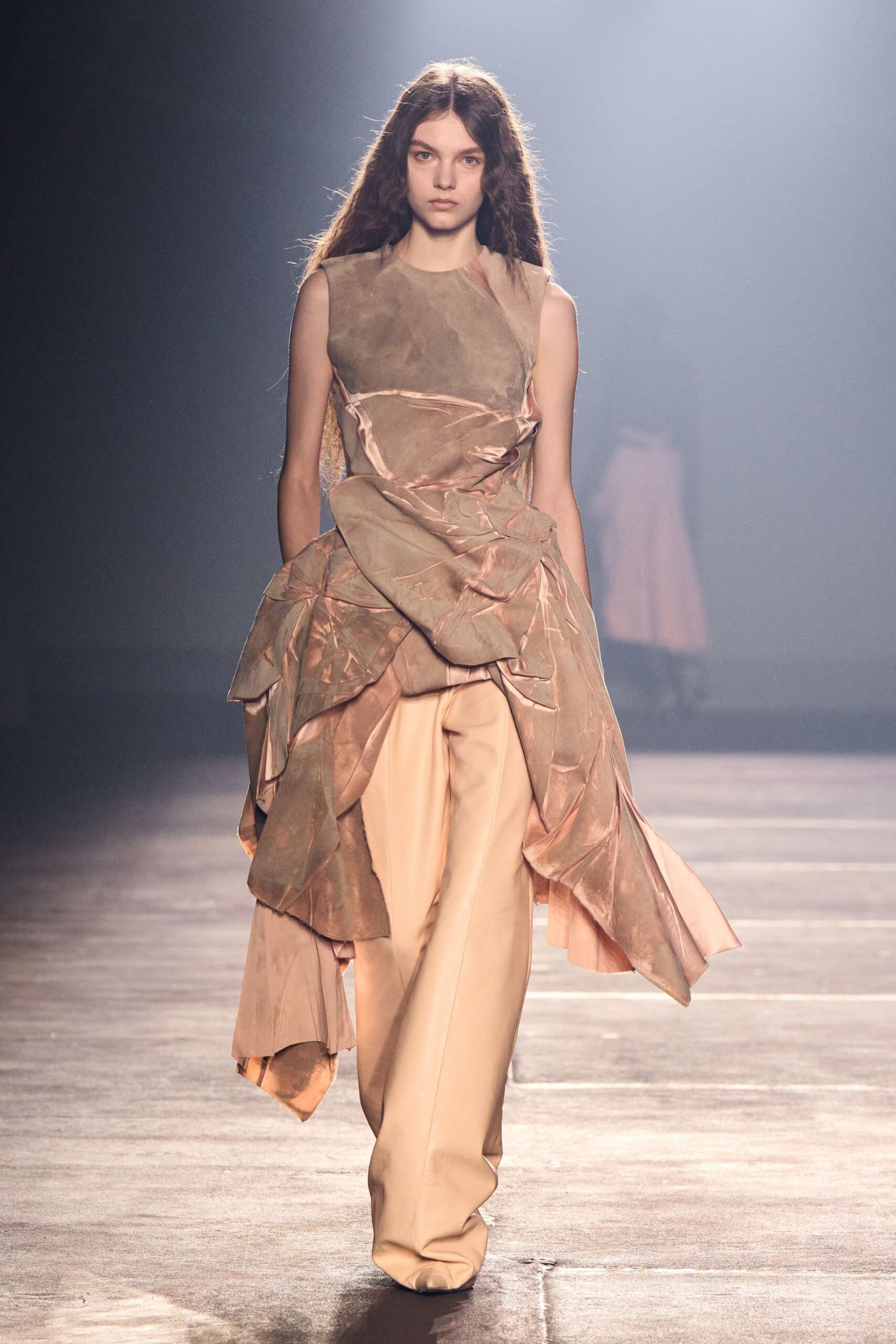 beige silk fitted straight-leg pants