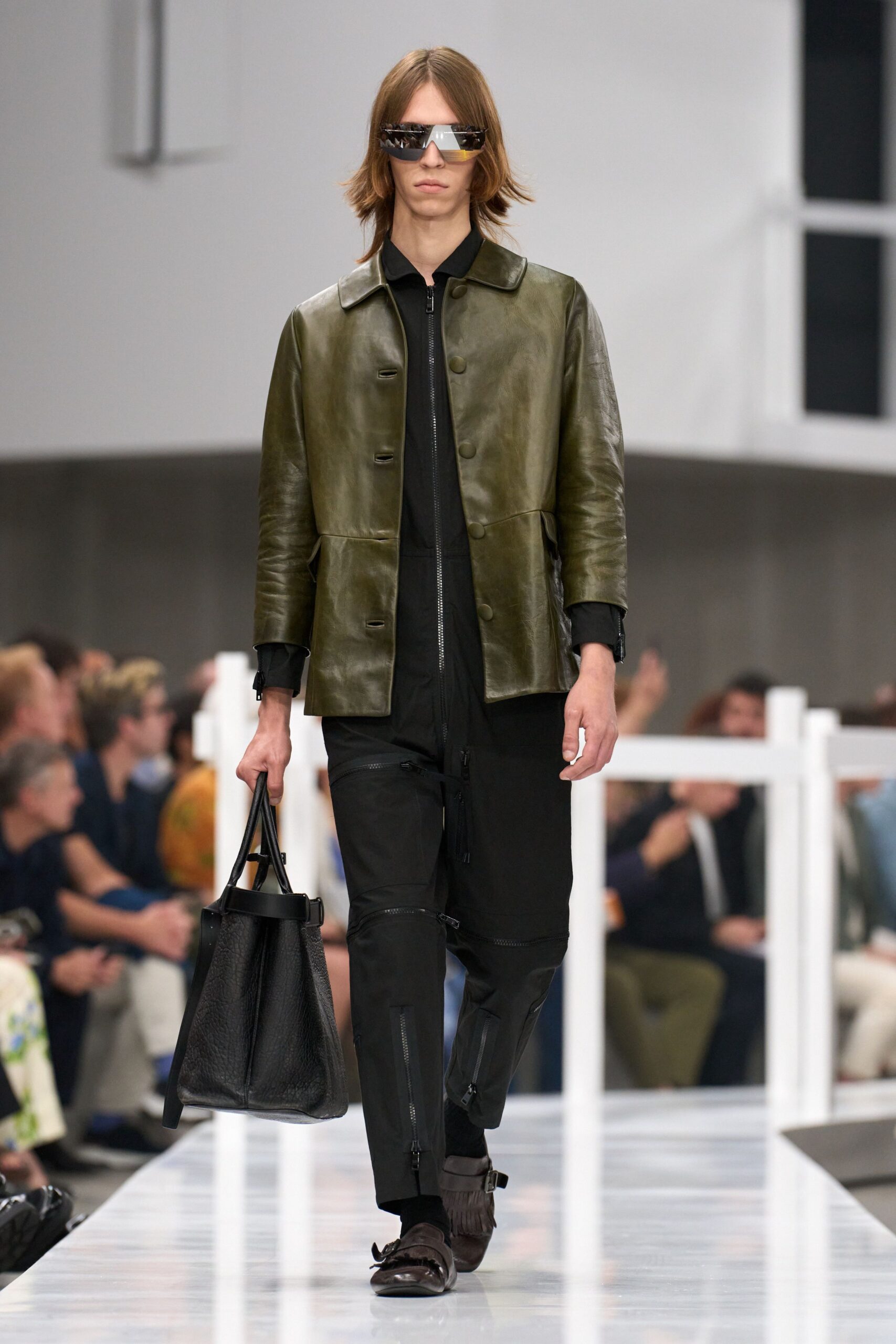 green leather long-sleeve collared fitted jacket