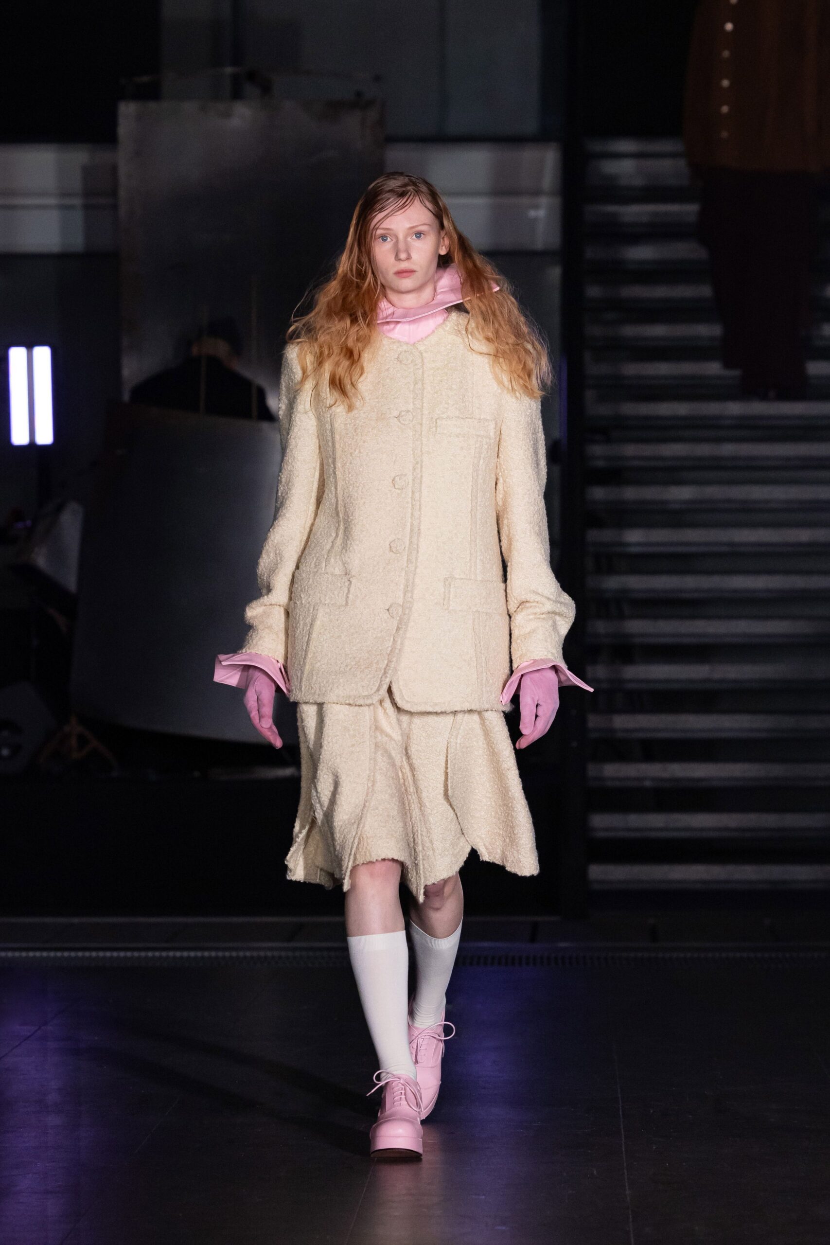 beige wool long-sleeve collared relaxed buttoned pleated coat