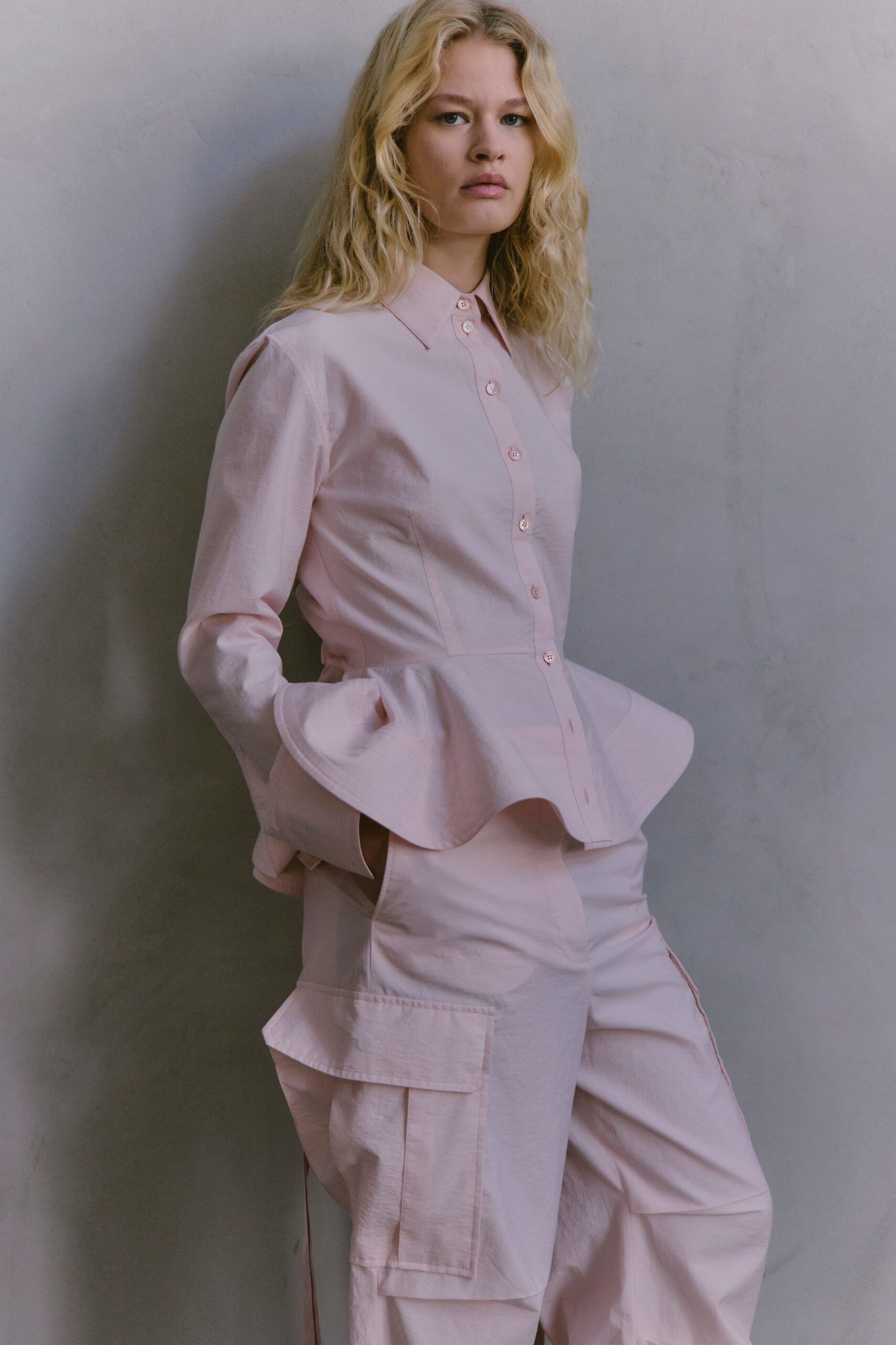 pink cotton relaxed cargo pants