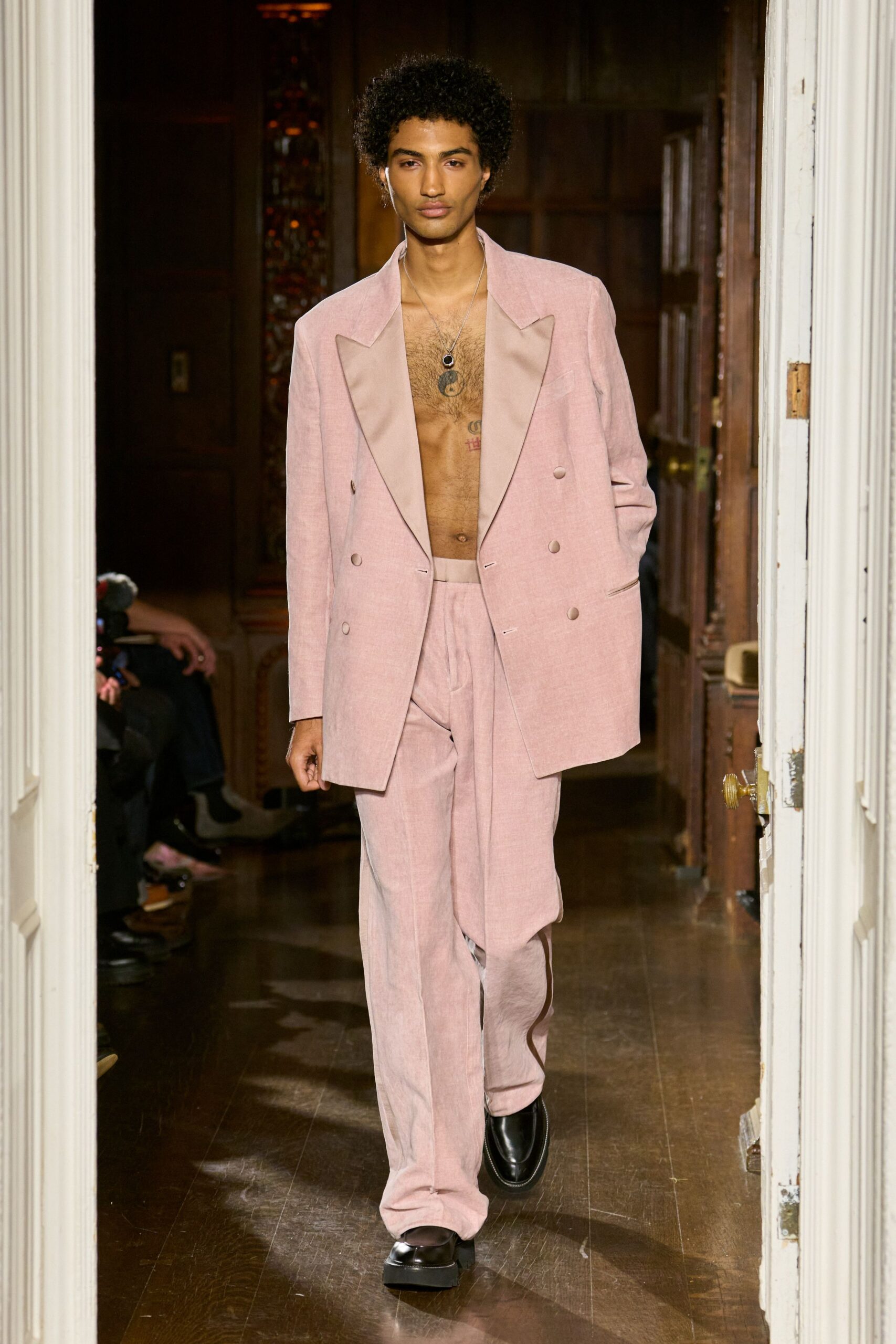pink linen long-sleeve collared tailored suit