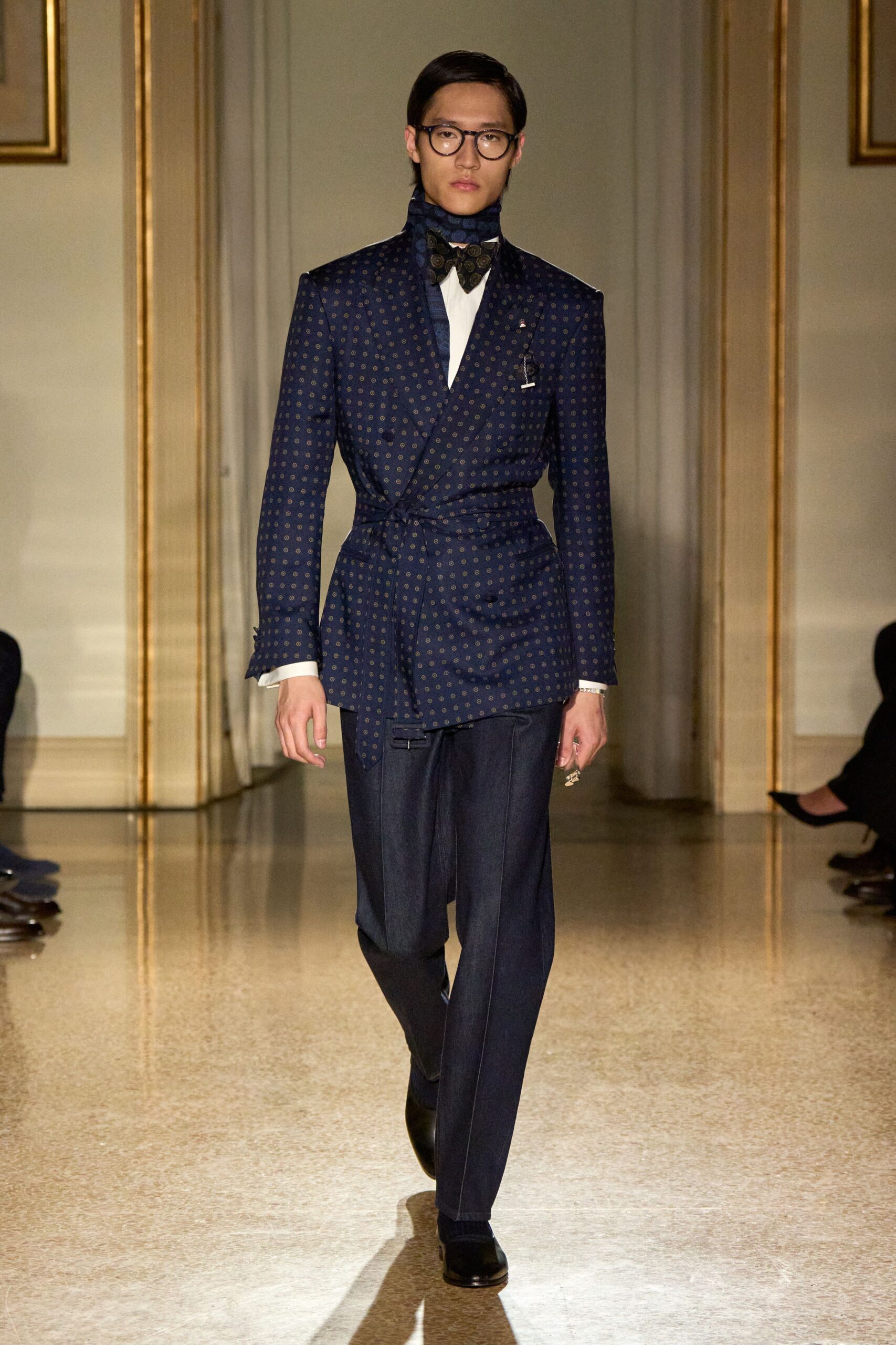 blue polka-dot tailored blazer