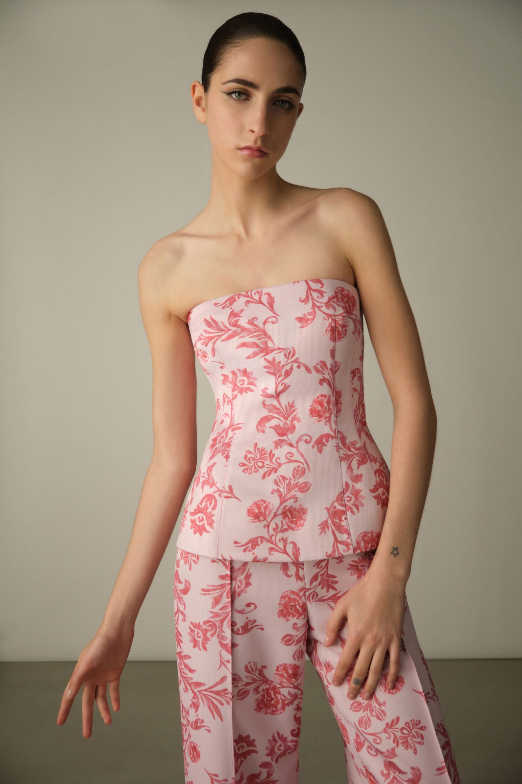 pink cotton strapless fitted floral top